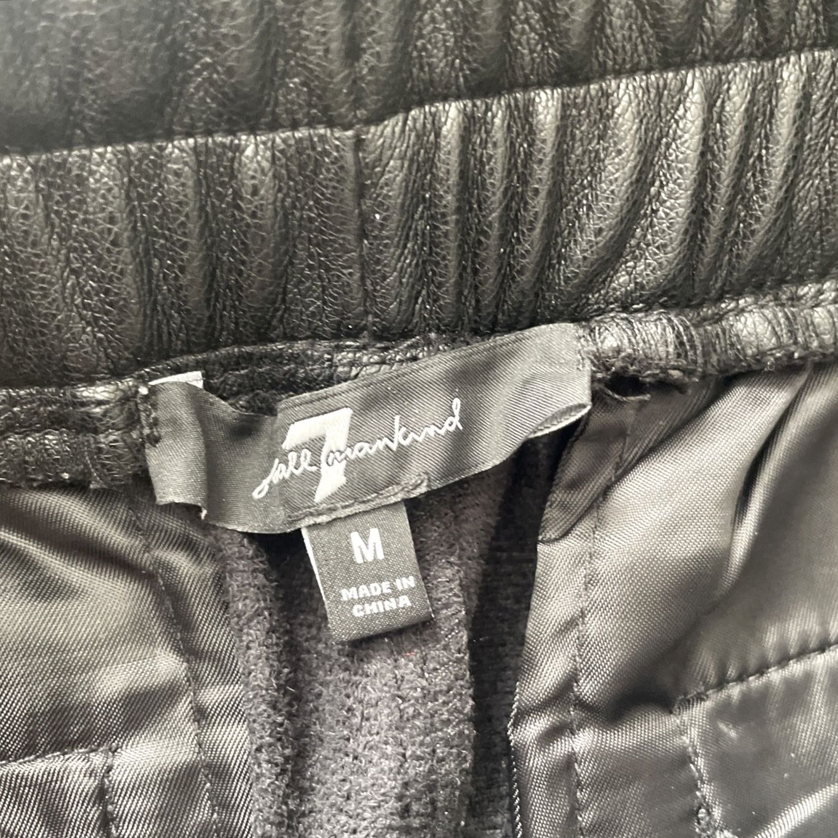 7 For All Mankind 7 For All Mankind Faux Leather Pants Women Medium Black Jogger Tapered Grunge Bike | Hip Hop | City | Pockets | High Rise | W Size 32" / US 10 / IT 46 - 3 Thumbnail