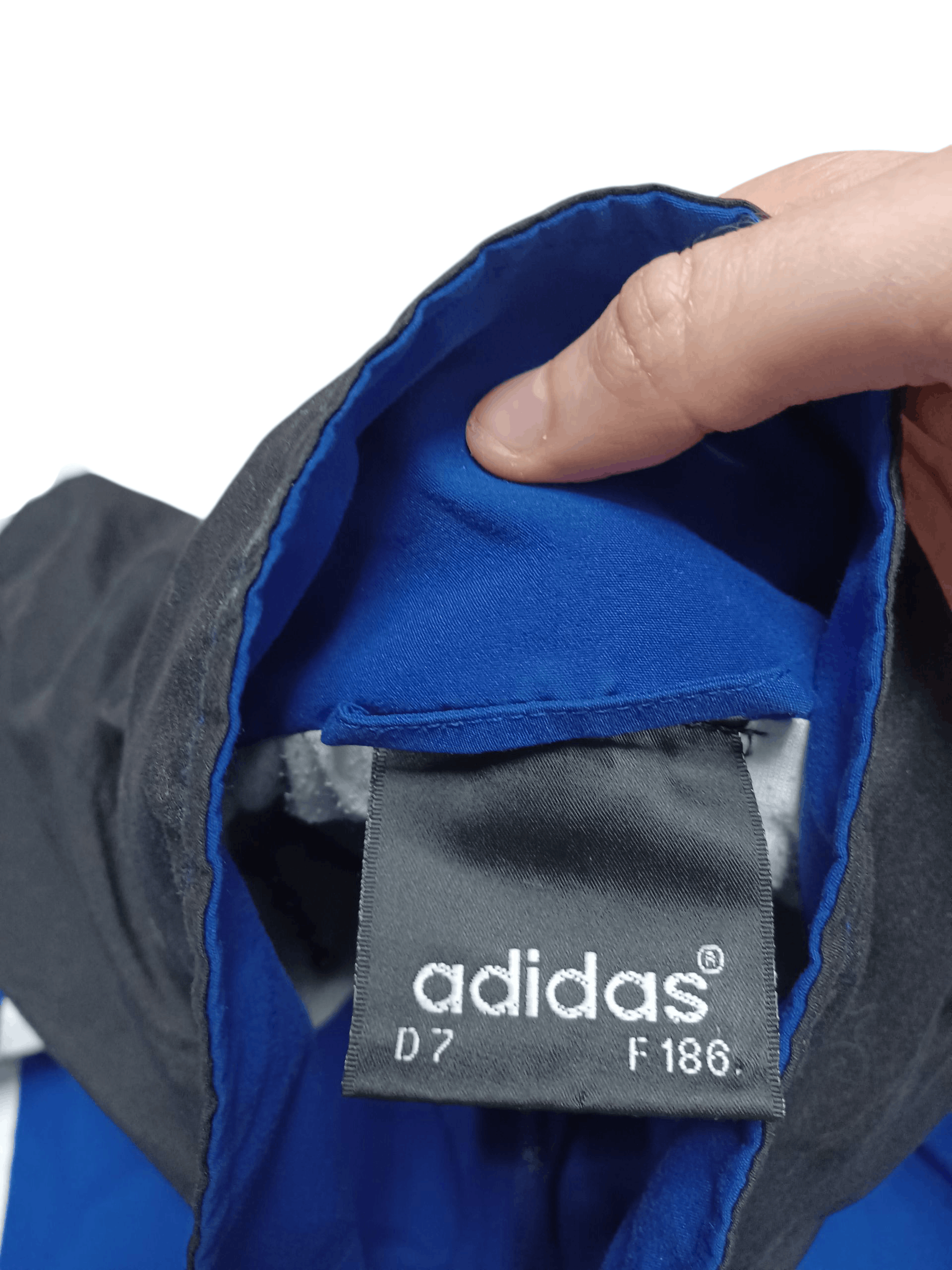 Adidas ADIDAS VINTAGE 90S NYLON TRACK JACKET Size US L / EU 52-54 / 3 - 5 Thumbnail