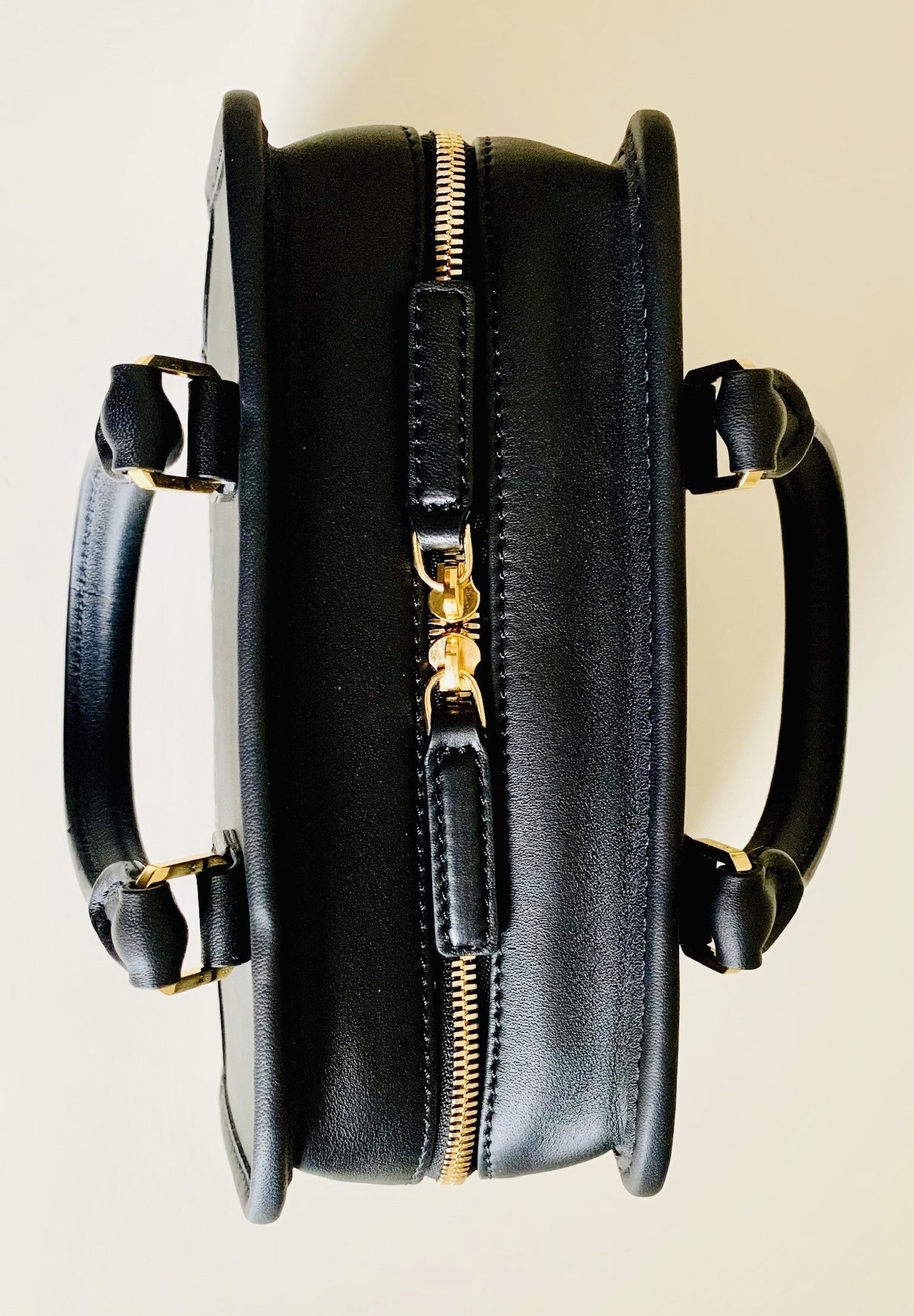 MCM MCM Boston Embossed Logo Leather Bag - NWT Size ONE SIZE - 6 Thumbnail