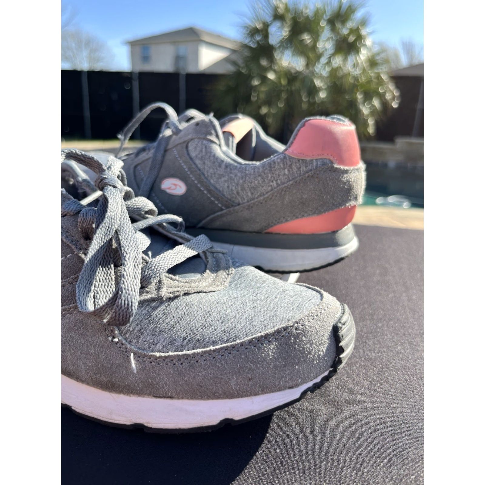 Vintage Dr. Scholl's Sneakers Gray Pink Lace Up Leather Comfort Athletic Women's Shoes Size 11 Preowned Good Size US 11 / IT 41 - 4 Thumbnail