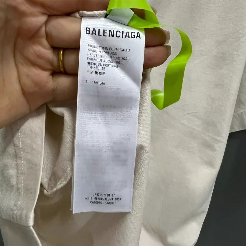 Balenciaga Balenciaga Back Small Logo Short Sleeve Size US L / EU 52-54 / 3 - 4 Thumbnail