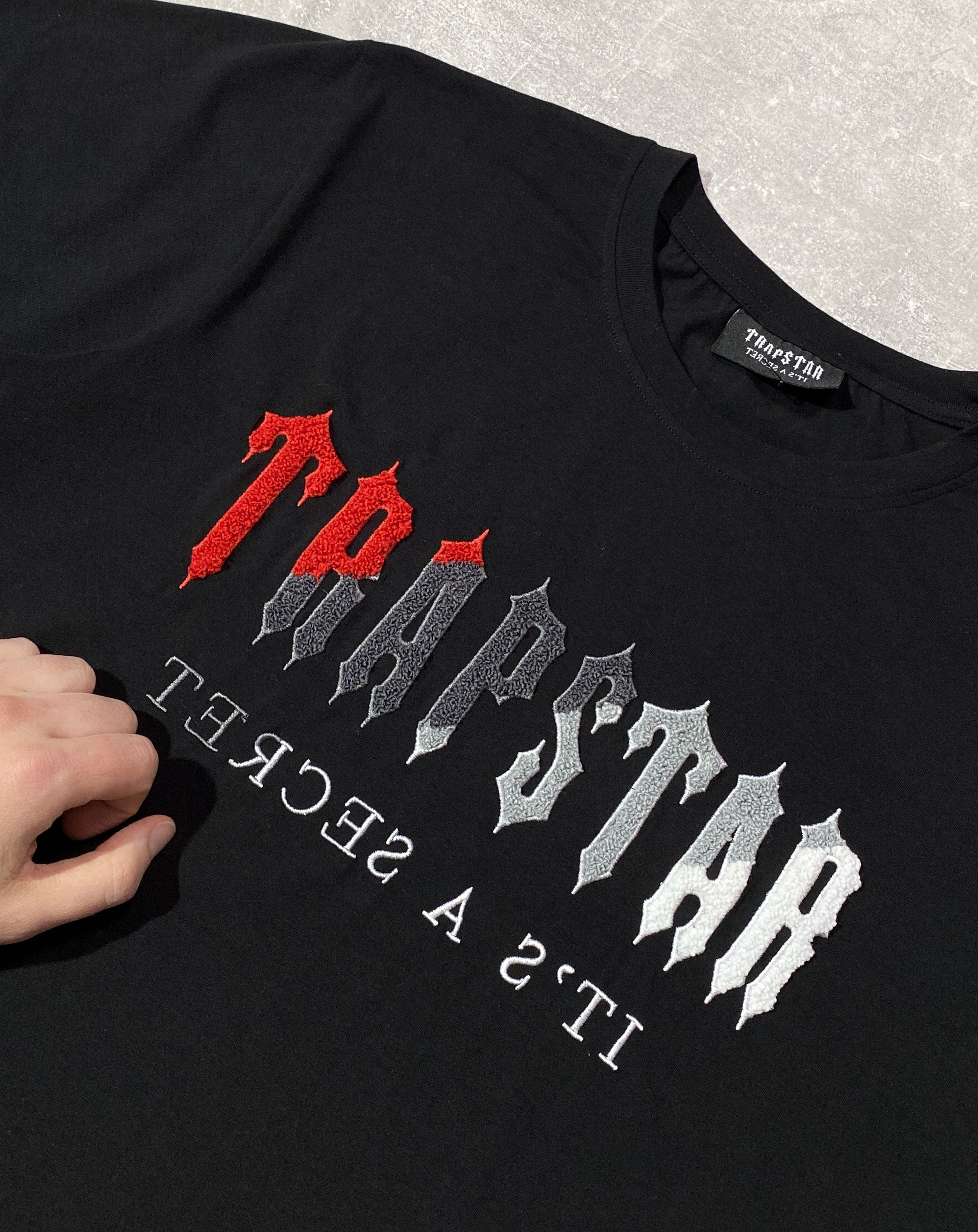 Trapstar London TRAPSTAR London “It’s A Secret” Big Logo T-shirt Size US M / EU 48-50 / 2 - 3 Thumbnail