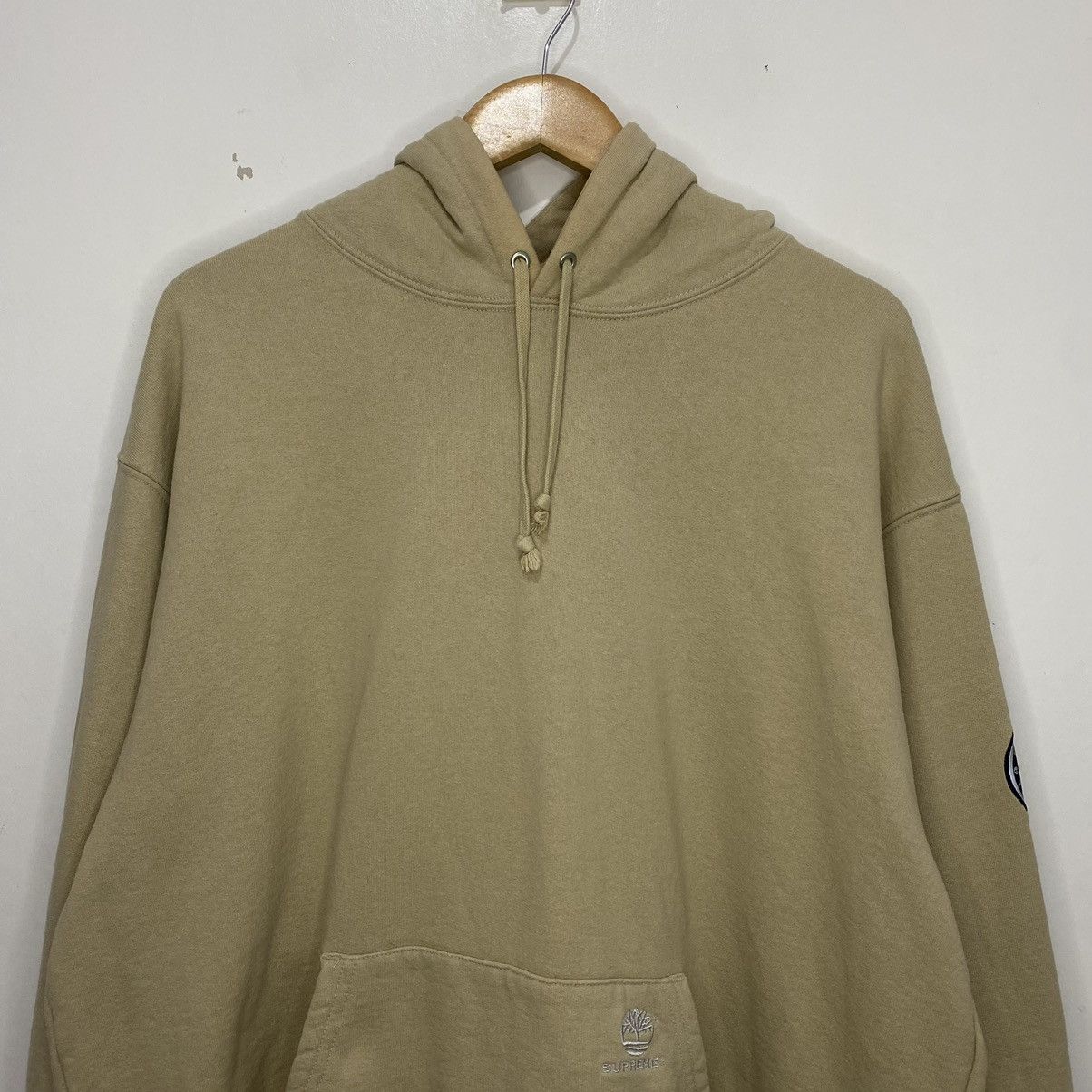 Supreme × Timberland Supreme Timberland FW21 Taupe Hoodie Size US M / EU 48-50 / 2 - 3 Thumbnail