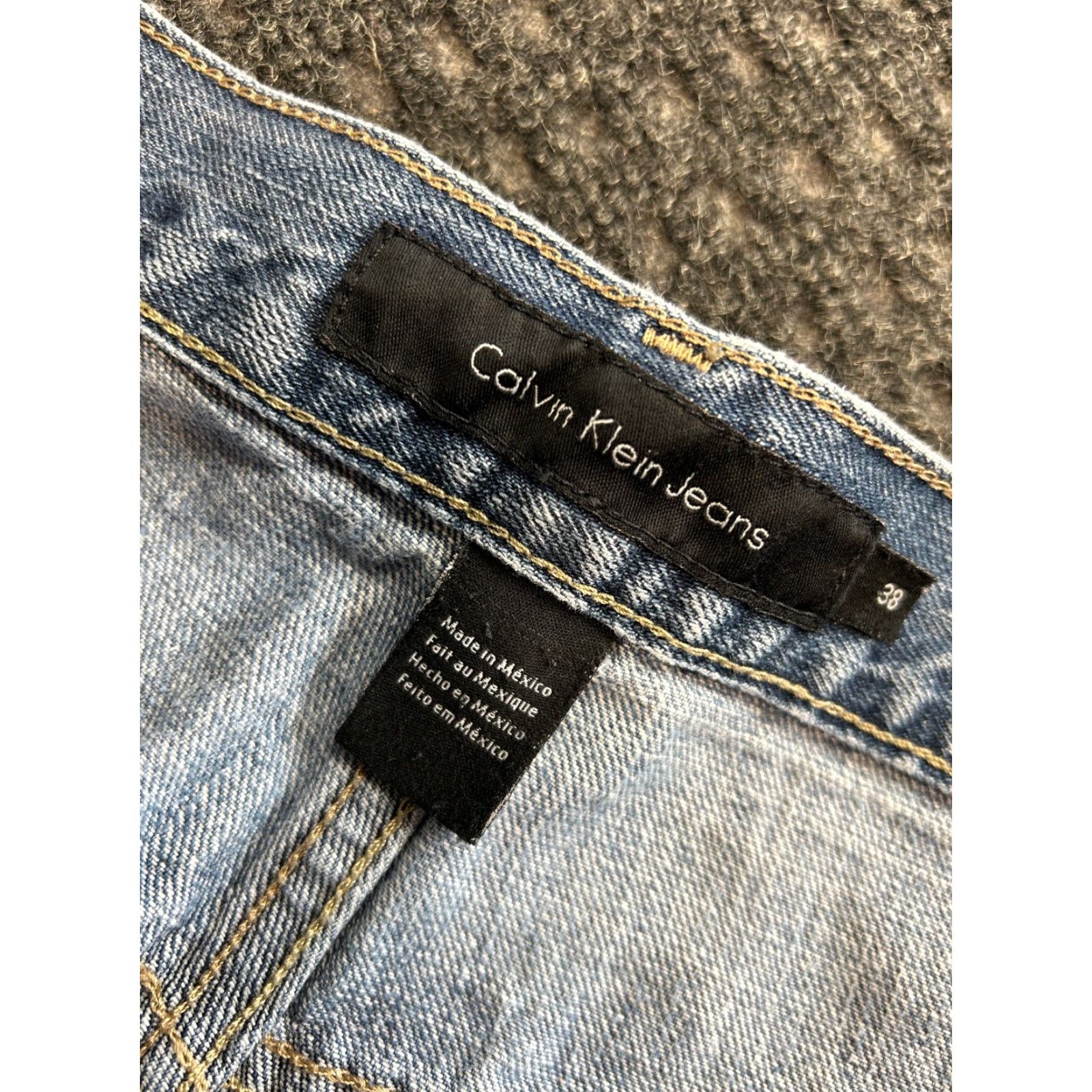 Calvin Klein VINTAGE Calvin Klein Jeans Relaxed Straight Denim 38 Blue Baggy Distressed 5-Pocket Design Mens Jeans 90s Hip Hop American Classic y2k Light Wash Blue Size US 38 / EU 54 - 3 Thumbnail