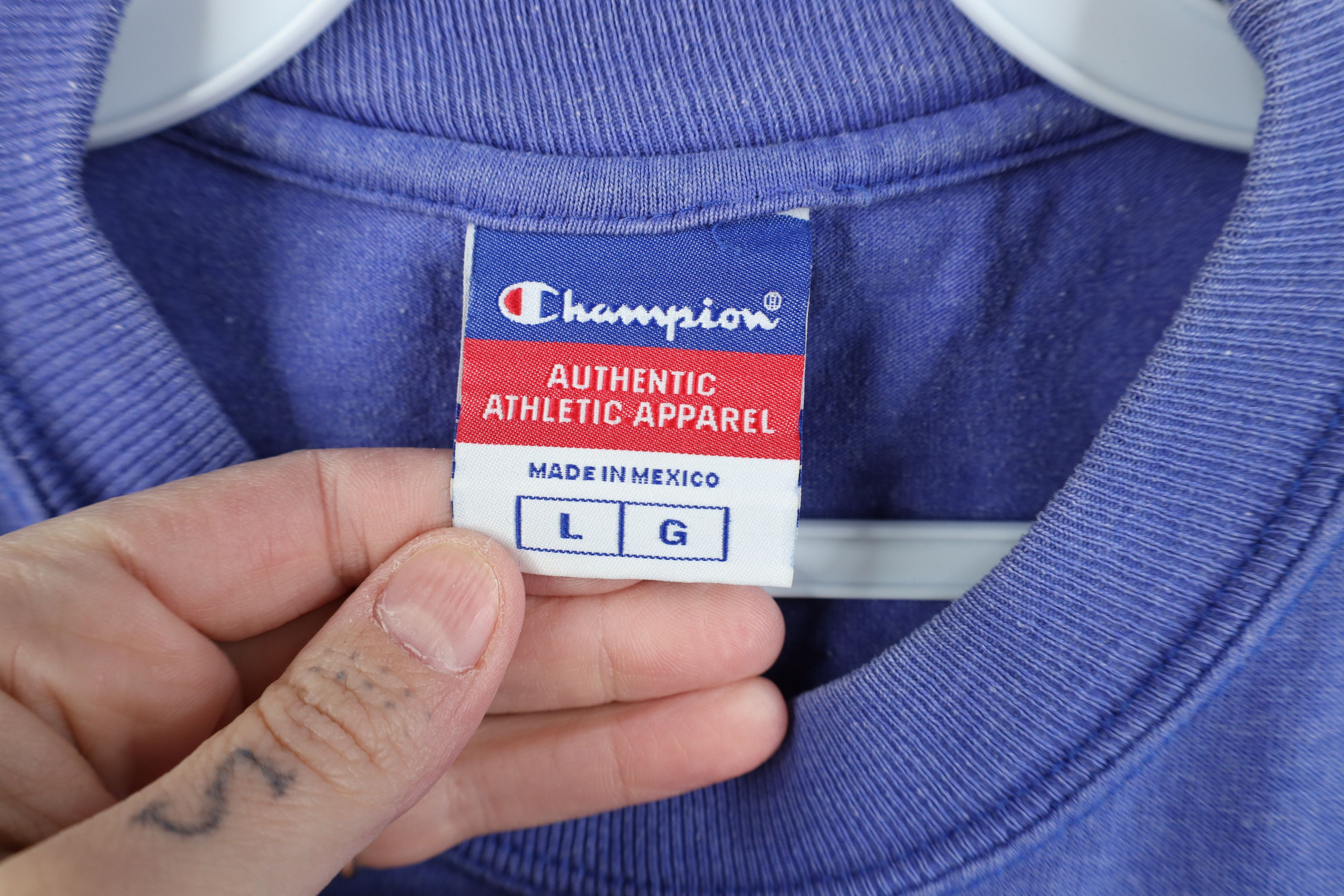 Champion Vintage 90s Champion Monochrome Heavyweight T-Shirt Blue Size US L / EU 52-54 / 3 - 5 Thumbnail