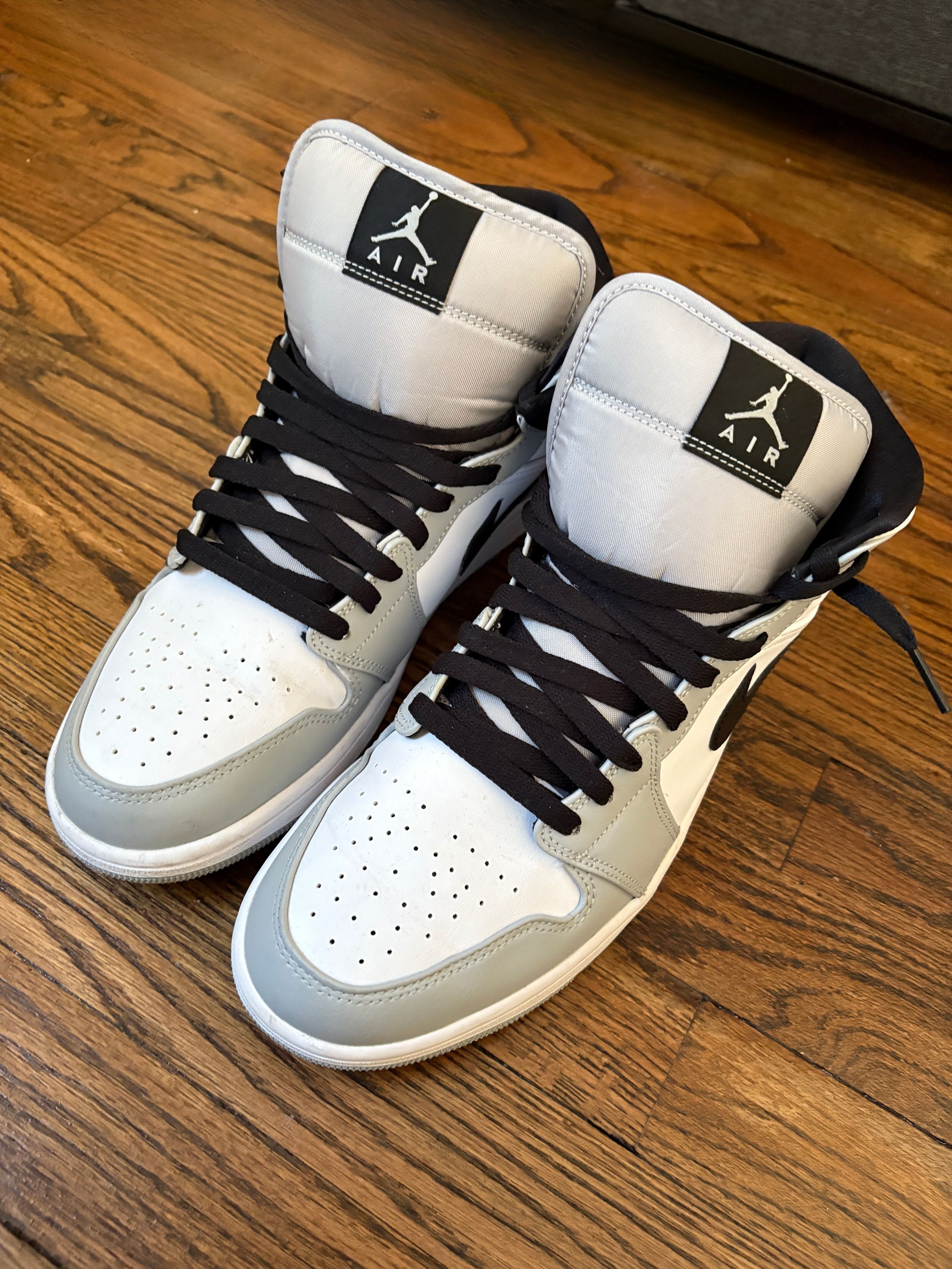 Jordan Brand Air Jordan 1 Mid “Stealth/White/Black” - 554724-092 Size US 10 / EU 43 - 2 Thumbnail