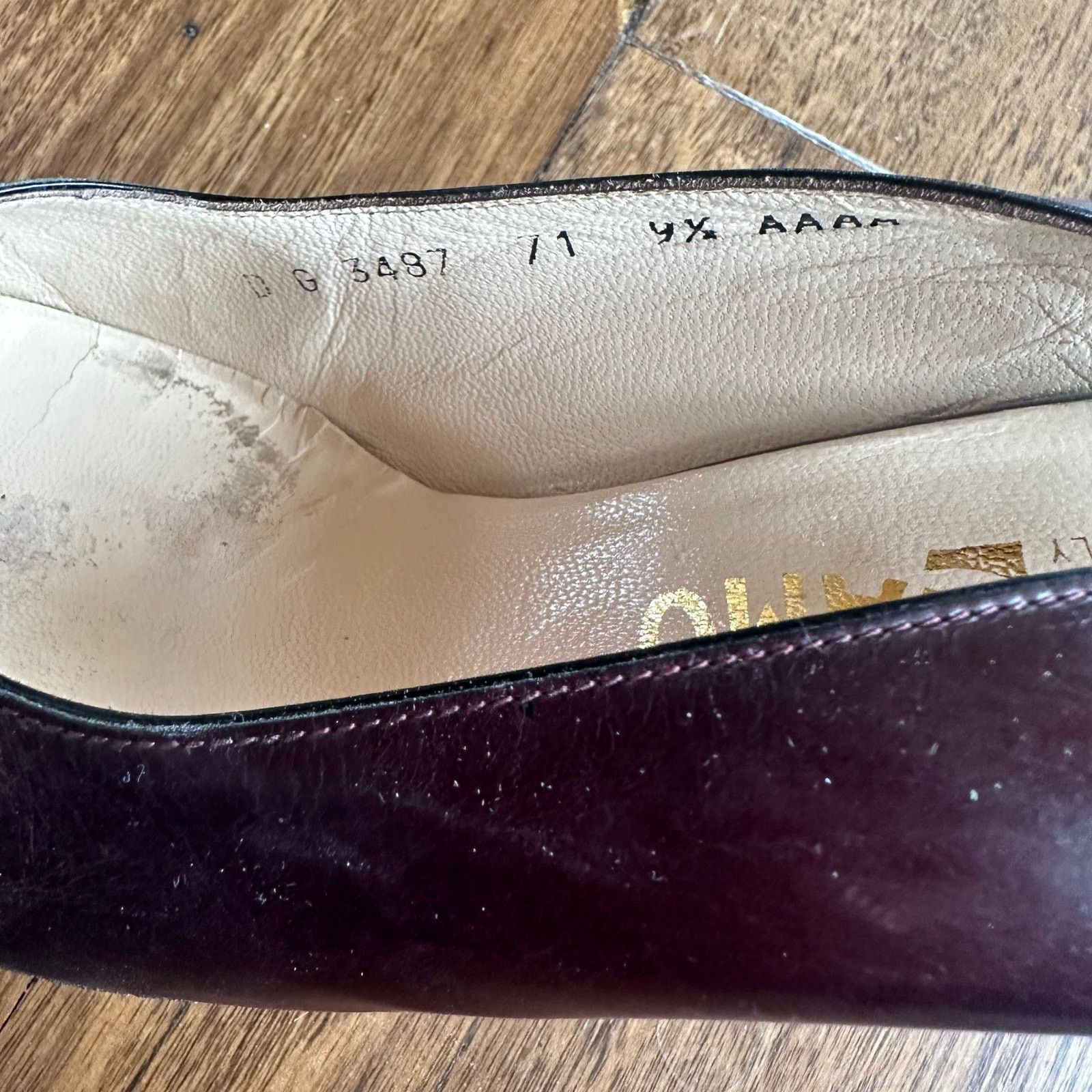 Salvatore Ferragamo Vintage Ferragamo slingback pumps maroon 9.5 Size US 9.5 / IT 39.5 - 4 Thumbnail
