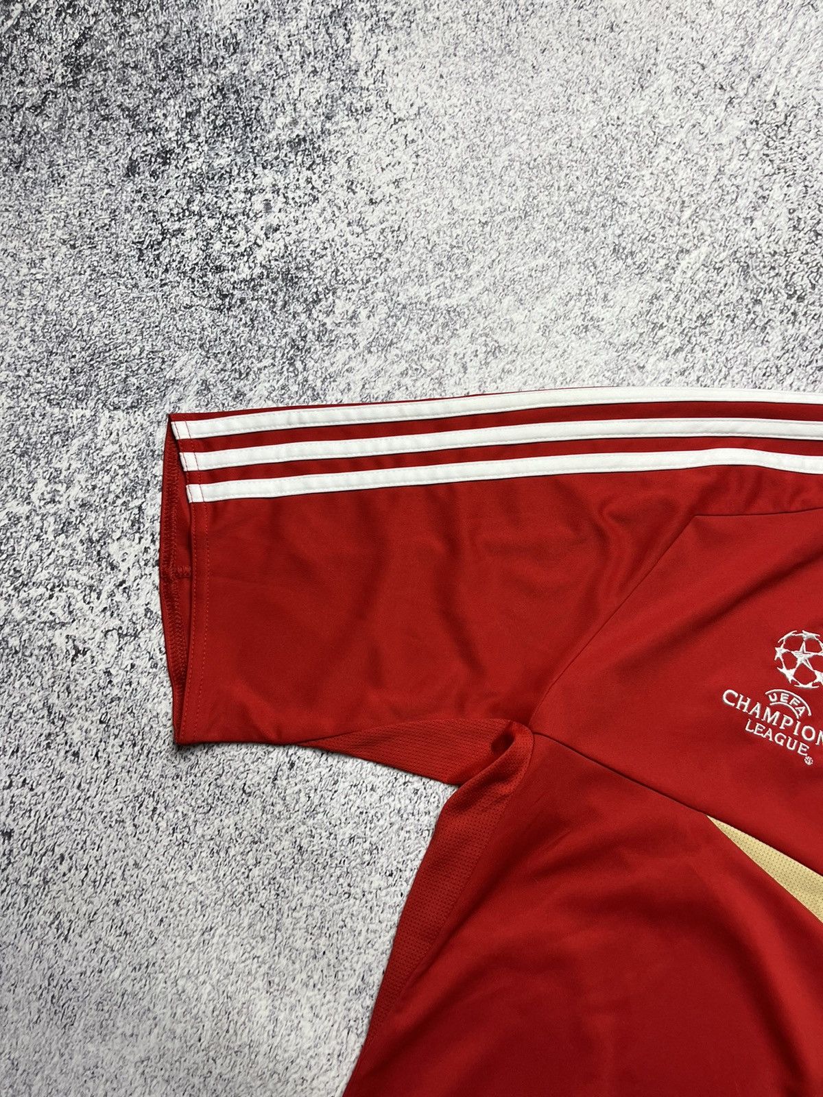 Adidas Liverpool Champions League Training shirt jersey ADIDAS 2009 Size US S / EU 44-46 / 1 - 9 Thumbnail
