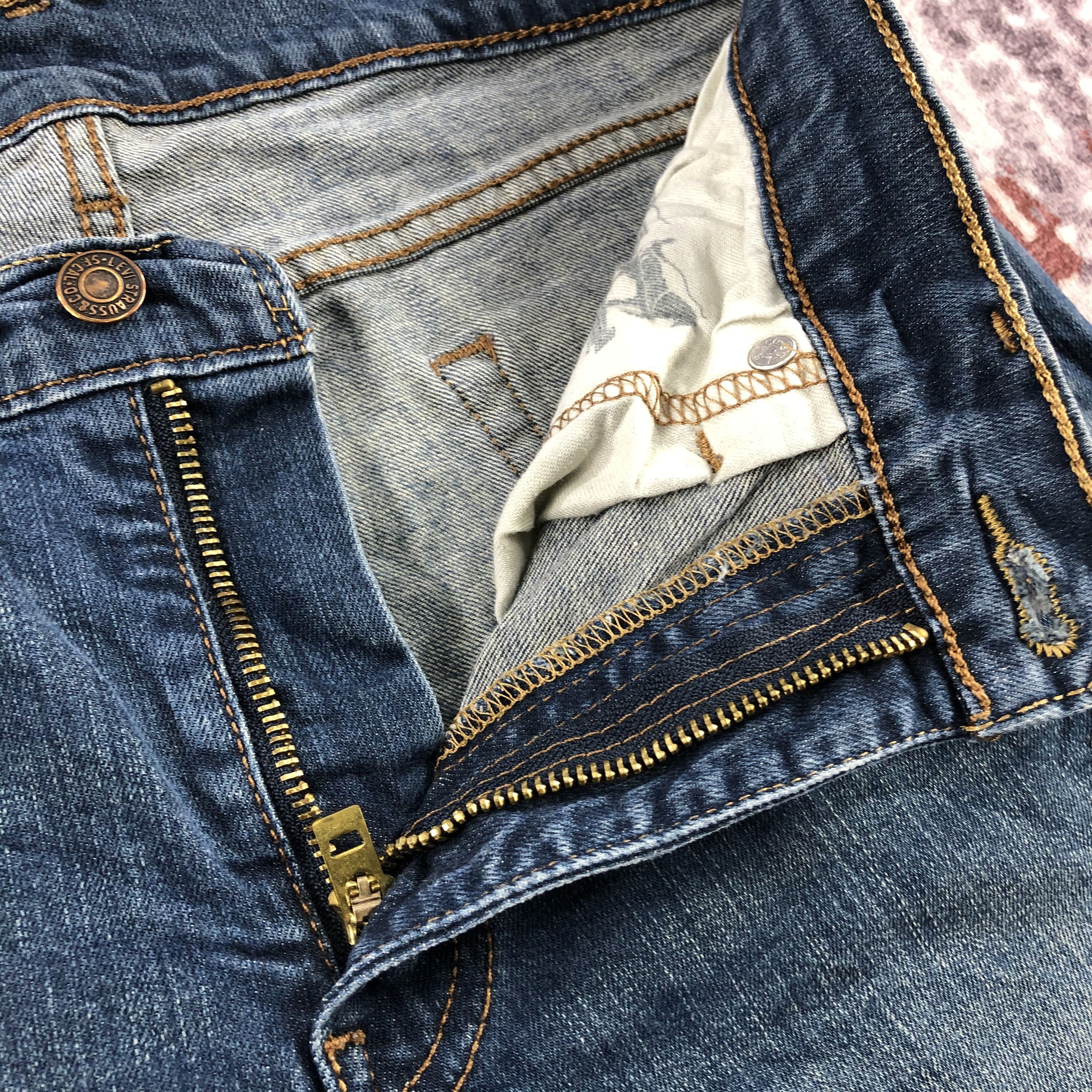 Levi's × Vintage Vintage Blue Wash Levis 514 Jeans-JM2970 Size US 29 - 10 Thumbnail