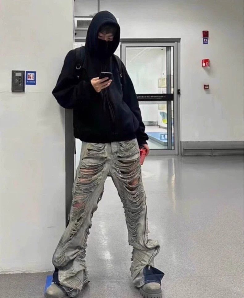 Rick Owens Rick Owens Erosion, destruction and washing to make old zip Size US 34 / EU 50 - 2 Thumbnail