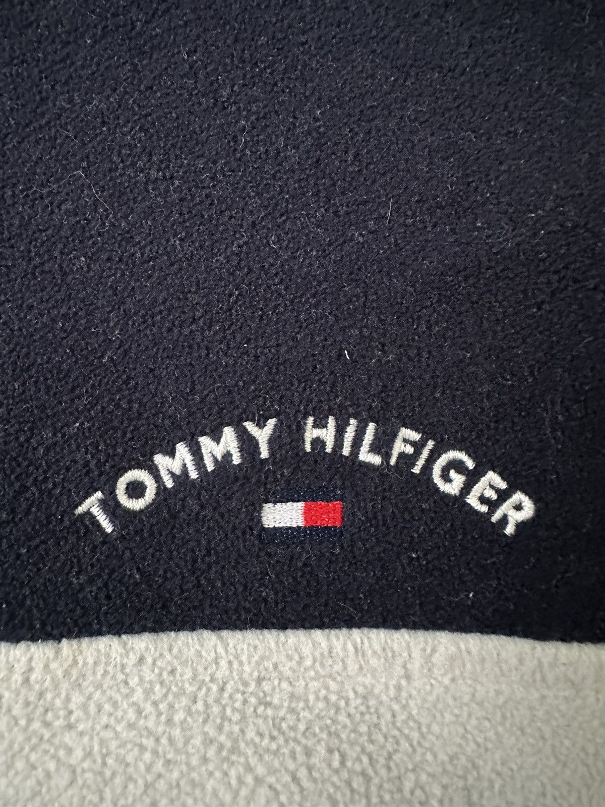 Tommy Hilfiger Tommy Hilfiger Vintage 1/3 Fleece Zip hype oldmoney Size US XL / EU 56 / 4 - 3 Thumbnail