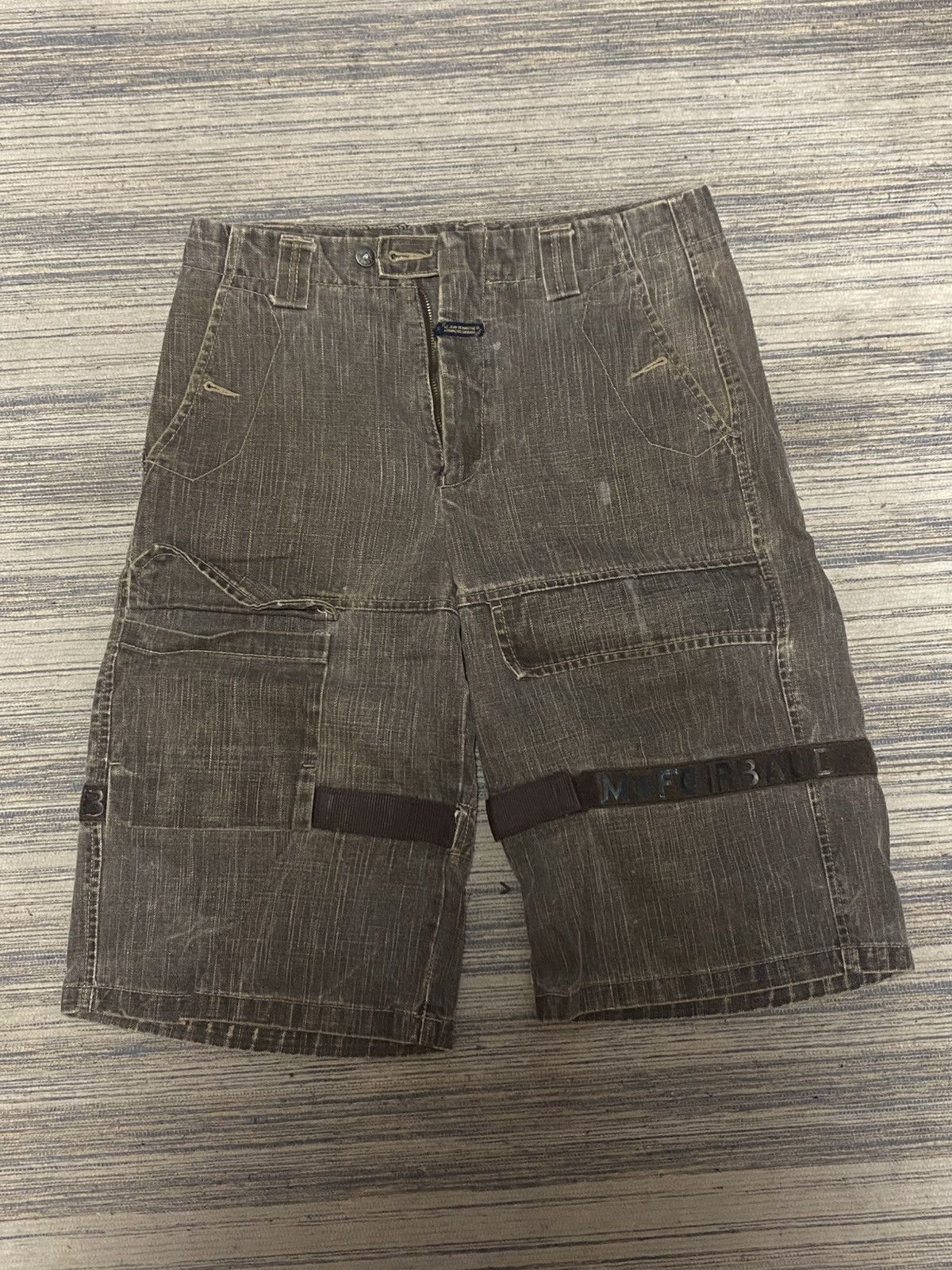 Marithe + Francois Girbaud GIRBAUD Gray Denim Cargo Shorts Size US 31 - 1 Thumbnail