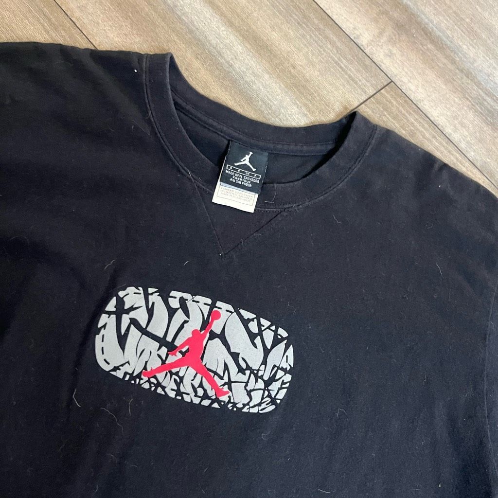 Jordan Brand Y2k Jordan Brand Shirt Cement Elephant Print Men Small Bin D Size US S / EU 44-46 / 1 - 2 Thumbnail