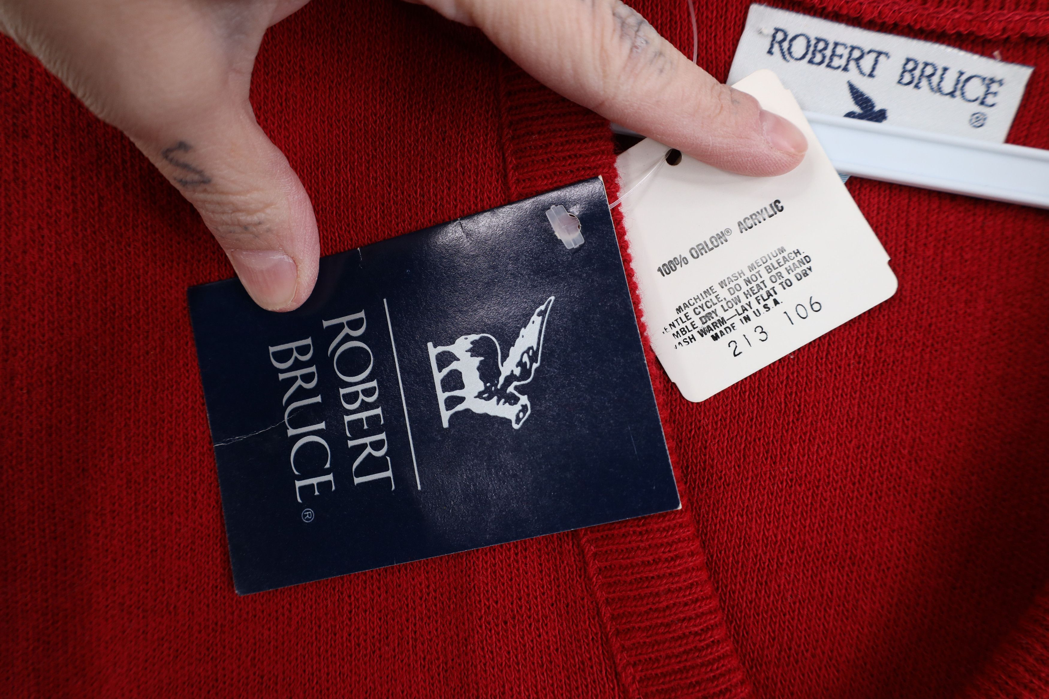 Vintage Deadstock Vintage 70s Streetwear V-Neck Sweater Vest Red USA Size US L / EU 52-54 / 3 - 4 Thumbnail