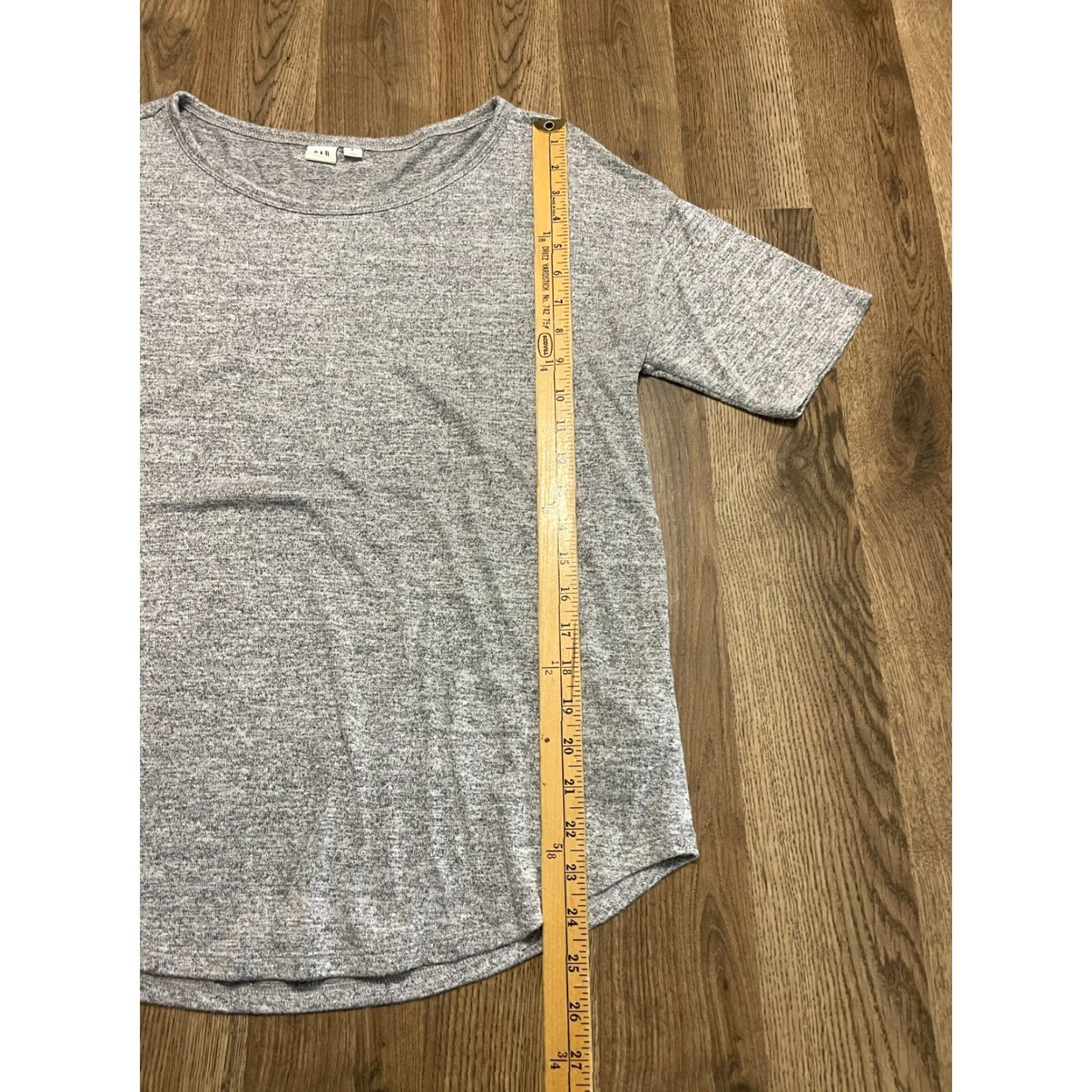 Gap Gap Shirt Women's Medium Grey Round Neck Short Sleeve T-Shirt Casual Regular Modern Basic, Pullover, Free Return, Gap Size M / US 6-8 / IT 42-44 - 7 Thumbnail