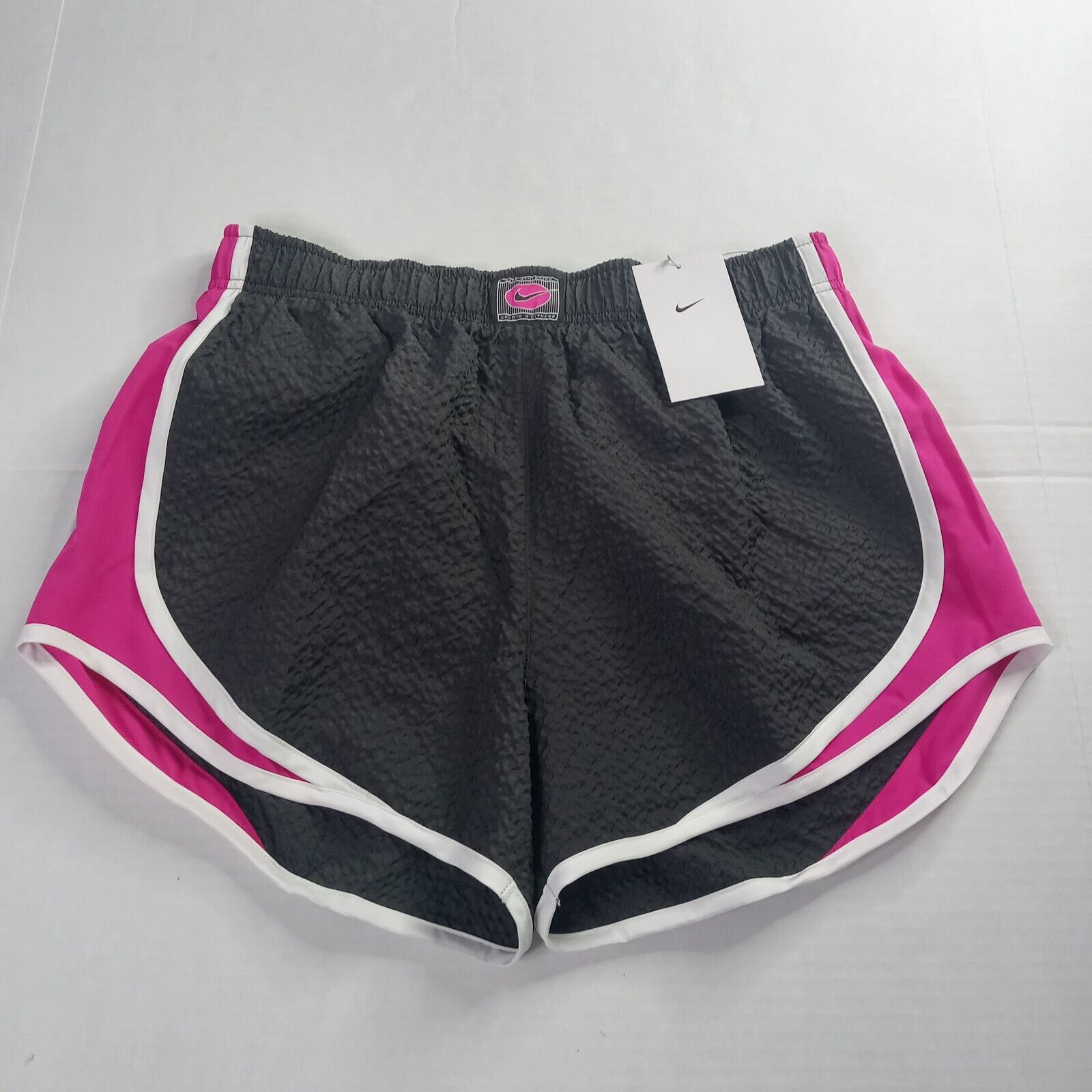 Nike Nike Tempo Icon Clash Textured Shorts Black Pink Women’s M Size 30" / US 8 / IT 44 - 1 Thumbnail