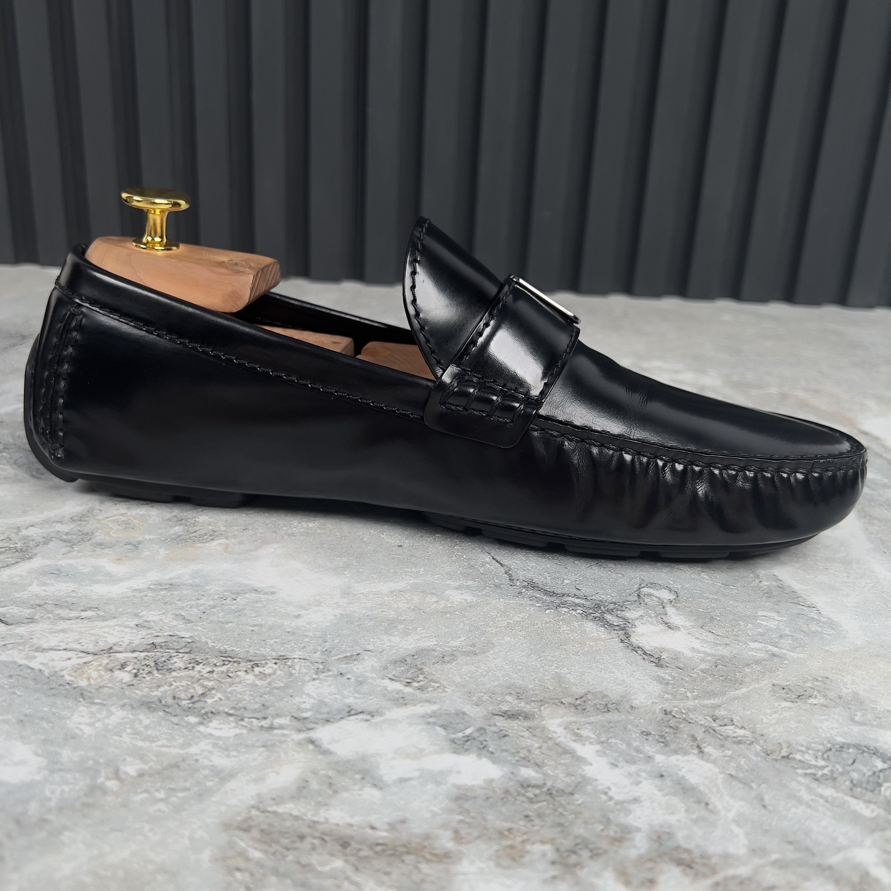 Louis Vuitton Louis Vuitton Racetrack Driving Moccasin Glazed Size US 8.5 / EU 41-42 - 8 Thumbnail