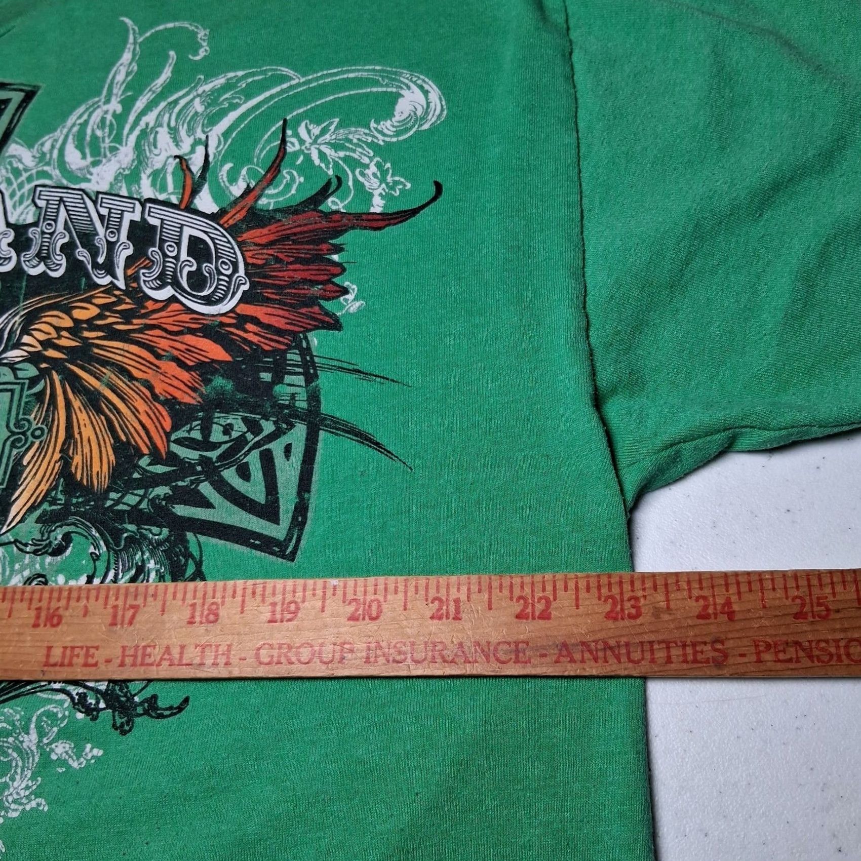 Vintage Ireland Shirt Men XL Green Celtic Cross Angel Wings Irish Y2K Graphic Work READ Size US XL / EU 56 / 4 - 5 Thumbnail