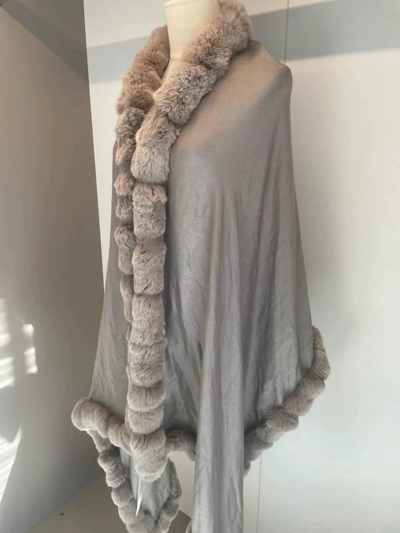 Loro Piana LORO PIANA Gray Totoro cashmere shawl scarf Size M / US 6-8 / IT 42-44 - 2 Thumbnail