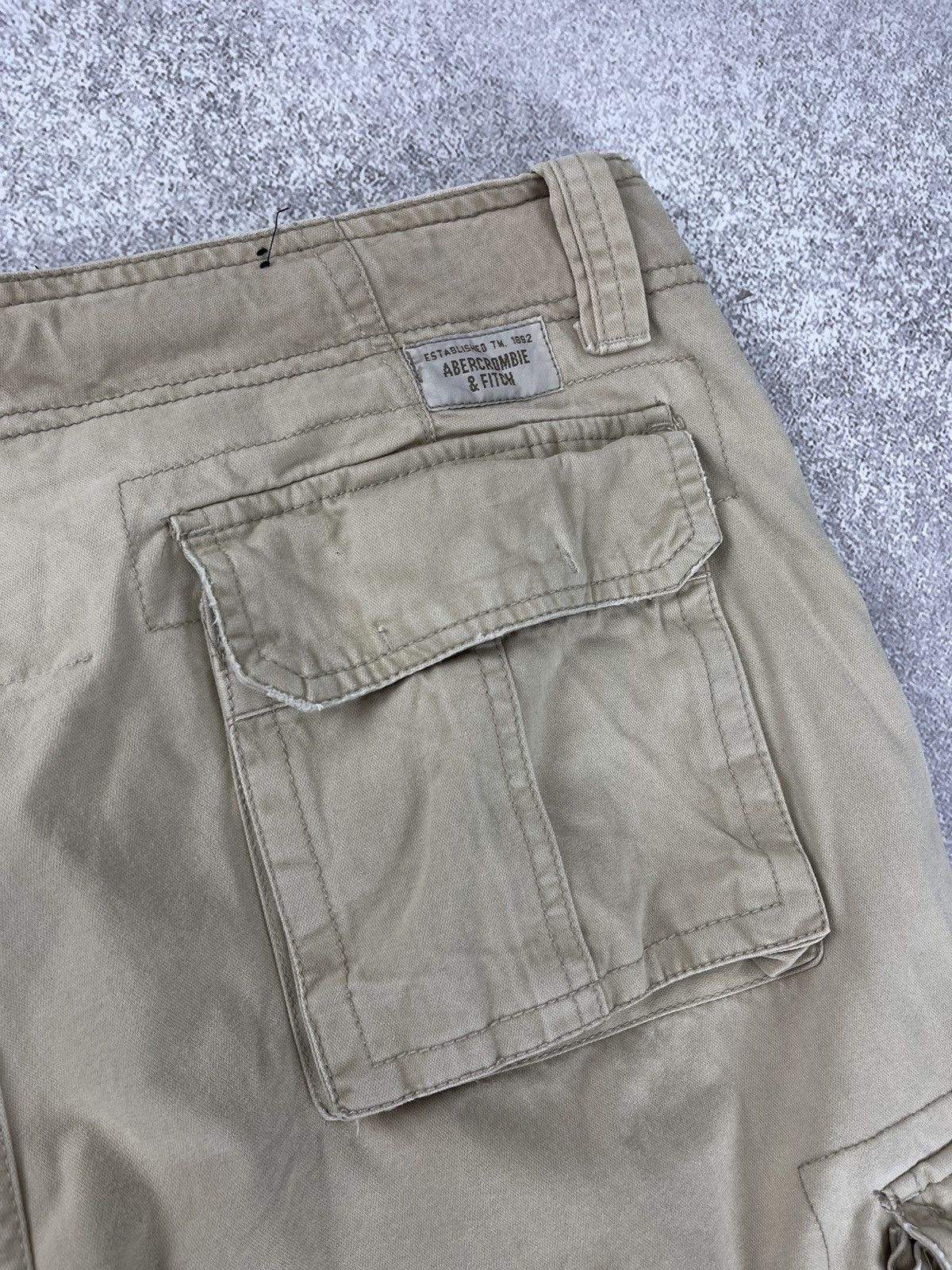 Abercrombie & Fitch × Vintage Vintage Abercombie & Fitch Cargo Shorts Men’s Size 34 Size US 34 / EU 50 - 14 Thumbnail