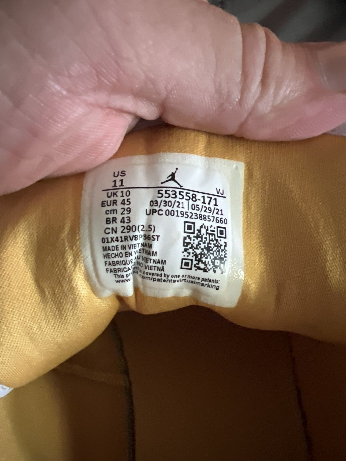Jordan Brand Air Jordan 1 Low “Pollen” Size US 11 / EU 44 - 4 Thumbnail