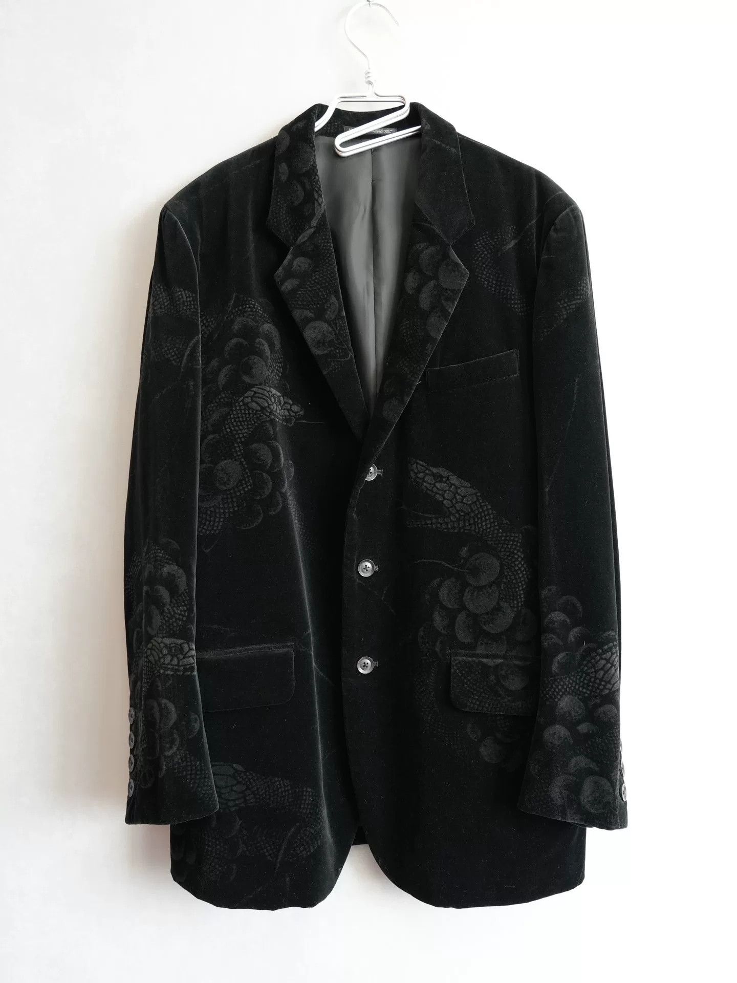 Yohji Yamamoto yohji yamamoto velvet jacket with grapes design Size US M / EU 48-50 / 2 - 1 Thumbnail