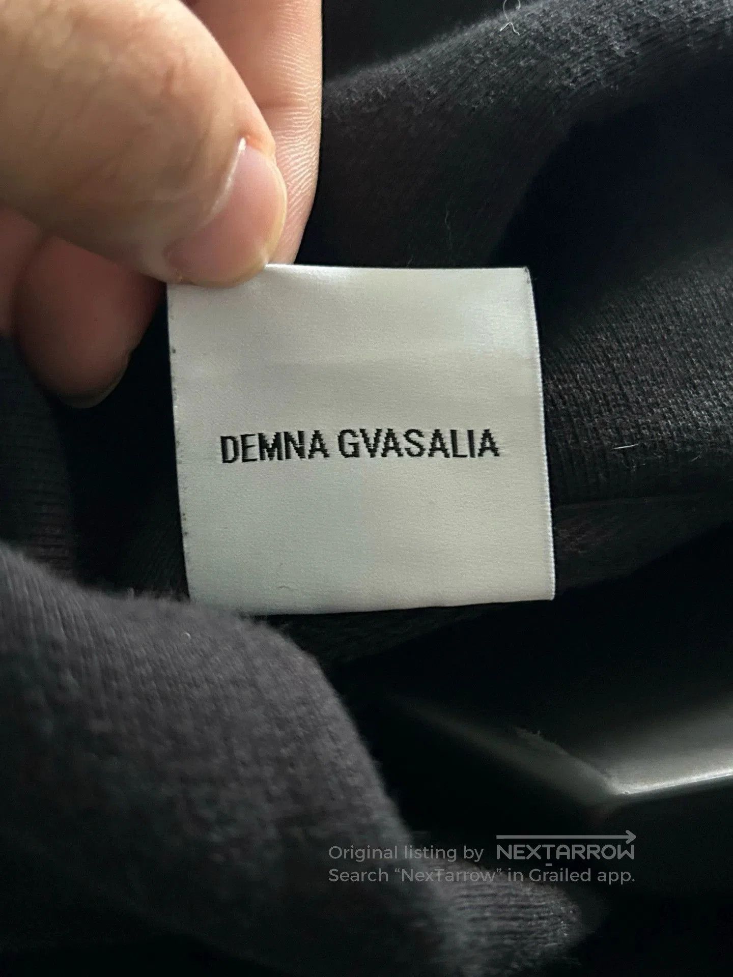 Vetements vetements black hoodie with French flag embroidery. Size US XS / EU 42 / 0 - 5 Thumbnail