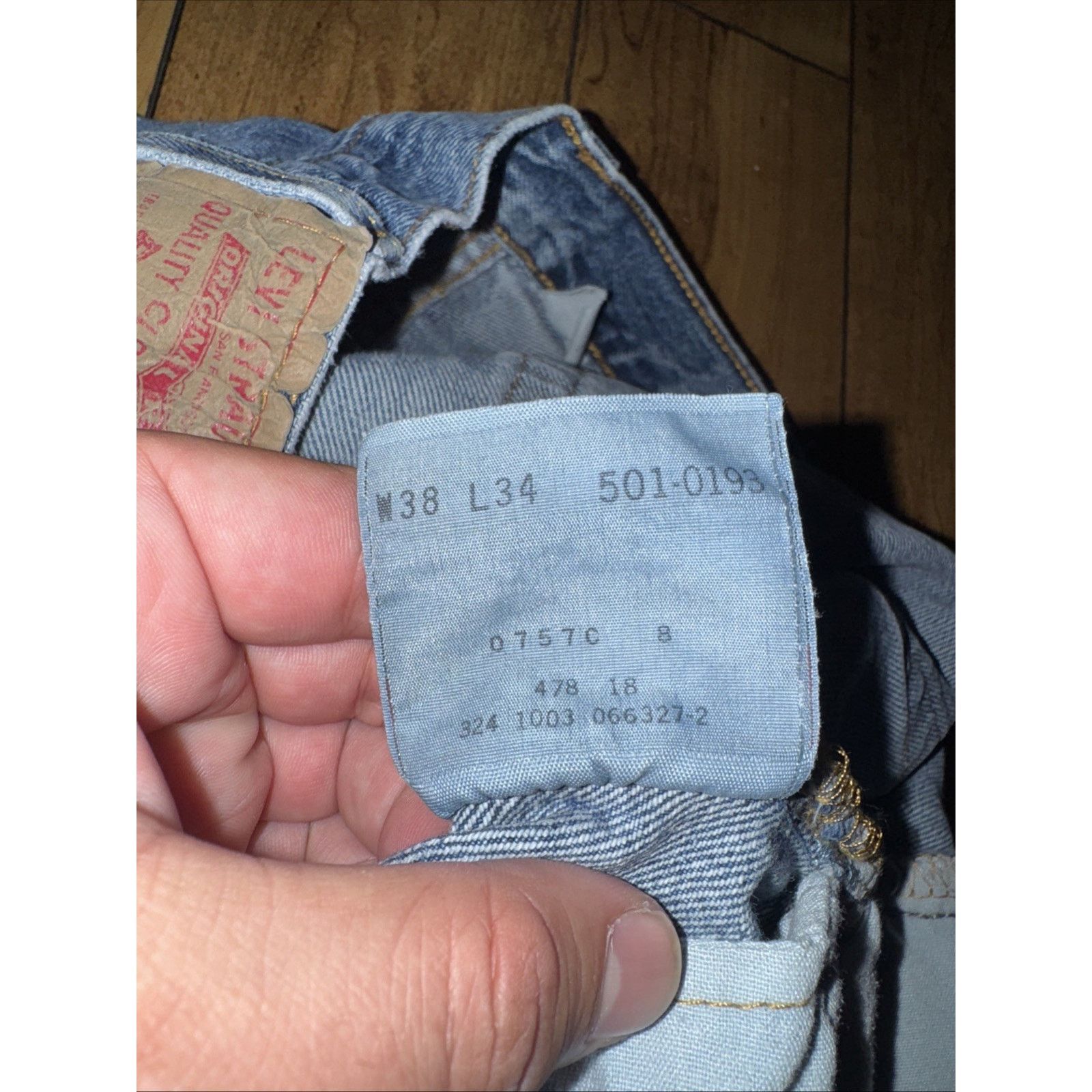 Levi's × Vintage Vintage Levi’s 501 Jeans Distressed Button Fly Straight Leg Size US 36 / EU 52 - 9 Thumbnail