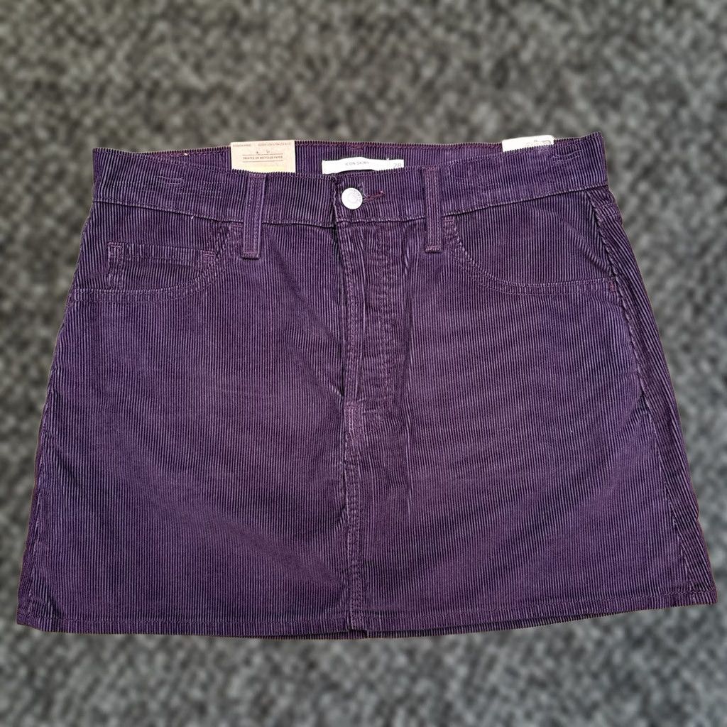 Levi's Levi's Icon Skirt Womens 31 Corduroy Mid Rise Mini Burgundy Cotton Pockets Logo Button Size 24" / US 00 / IT 34 - 1 Thumbnail