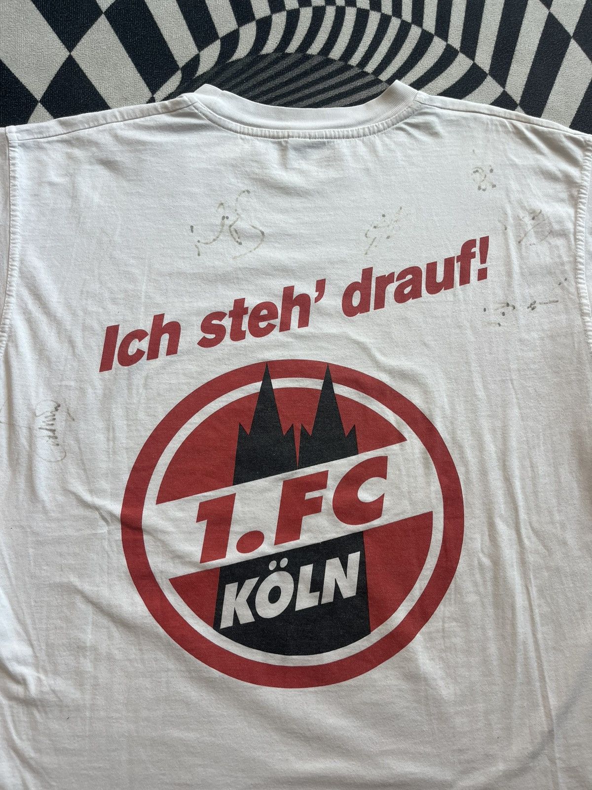Vintage Vintage 1.FC KOLN Sudtribune? Sign on Tshirt Size US XL / EU 56 / 4 - 9 Thumbnail