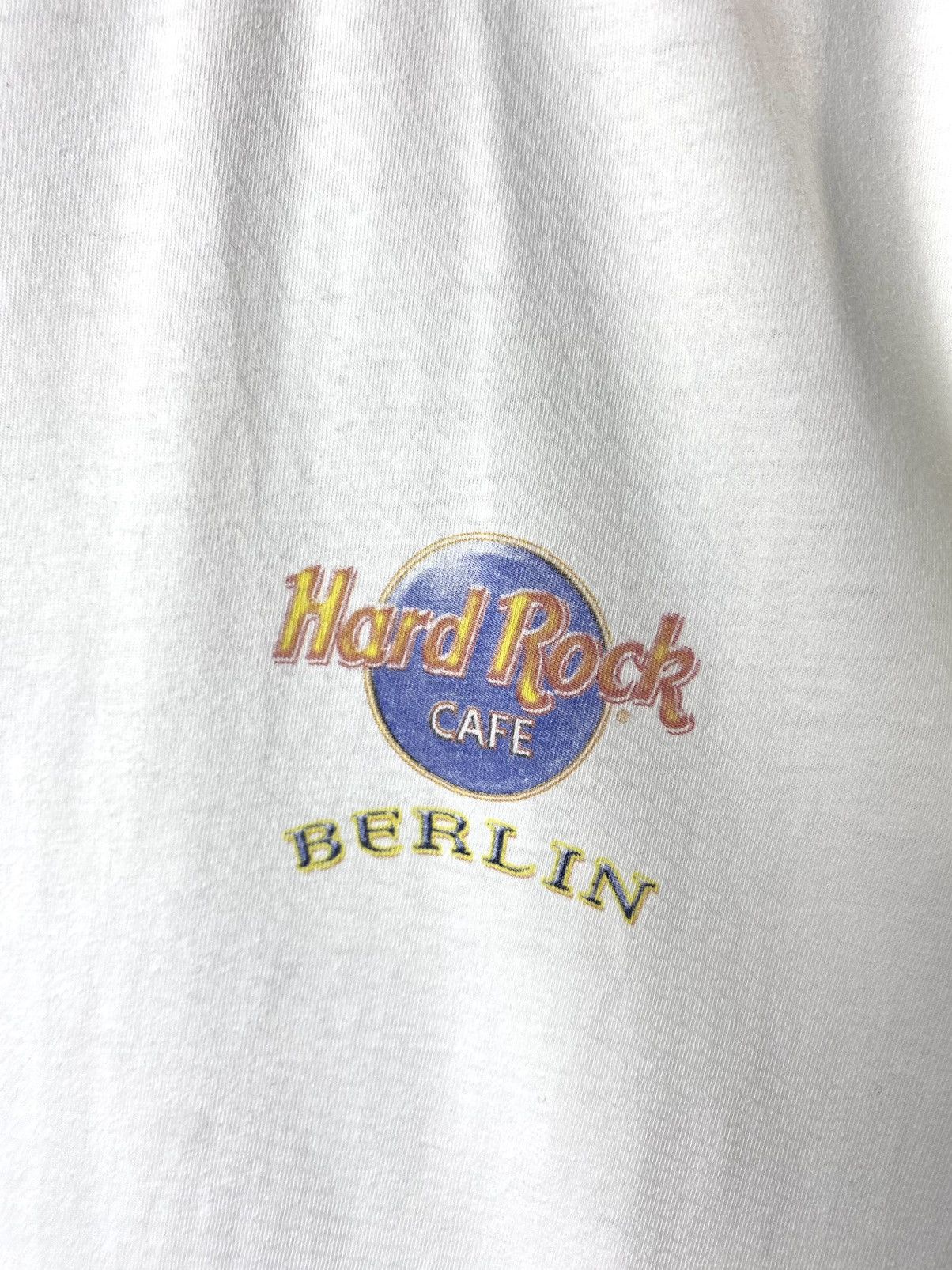 Hard Rock Cafe Vintage 1990’s Hard Rock Cafe Berlin Germany T Shirt Size US L / EU 52-54 / 3 - 4 Thumbnail