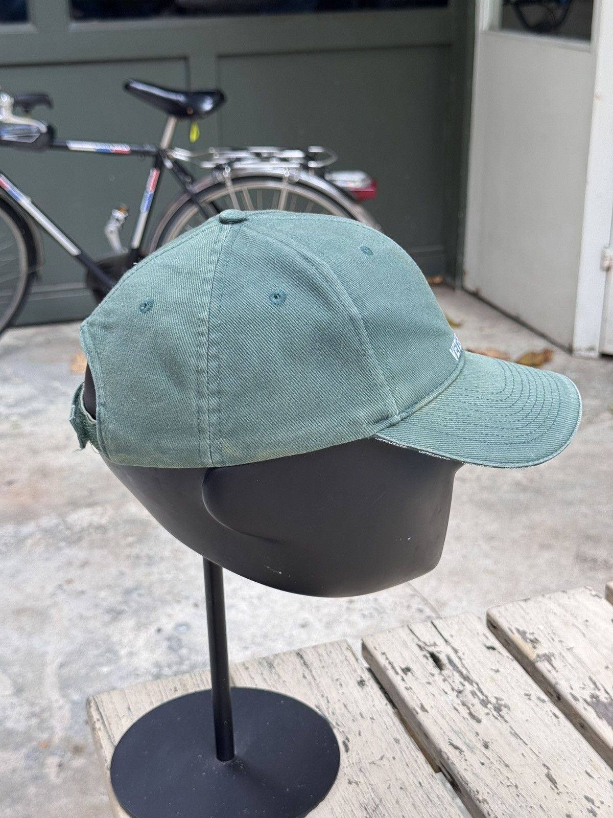 Vetements Vetements Faded Green Baseball Cap Size ONE SIZE - 7 Thumbnail