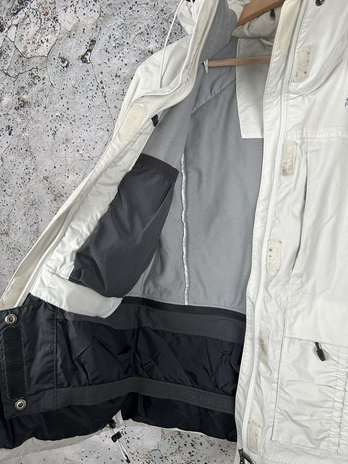 Nike ACG Vintage Nike ACG Puffer Jacket Winter Gorpcore Snowboard Size XS / US 0-2 / IT 36-38 - 7 Thumbnail