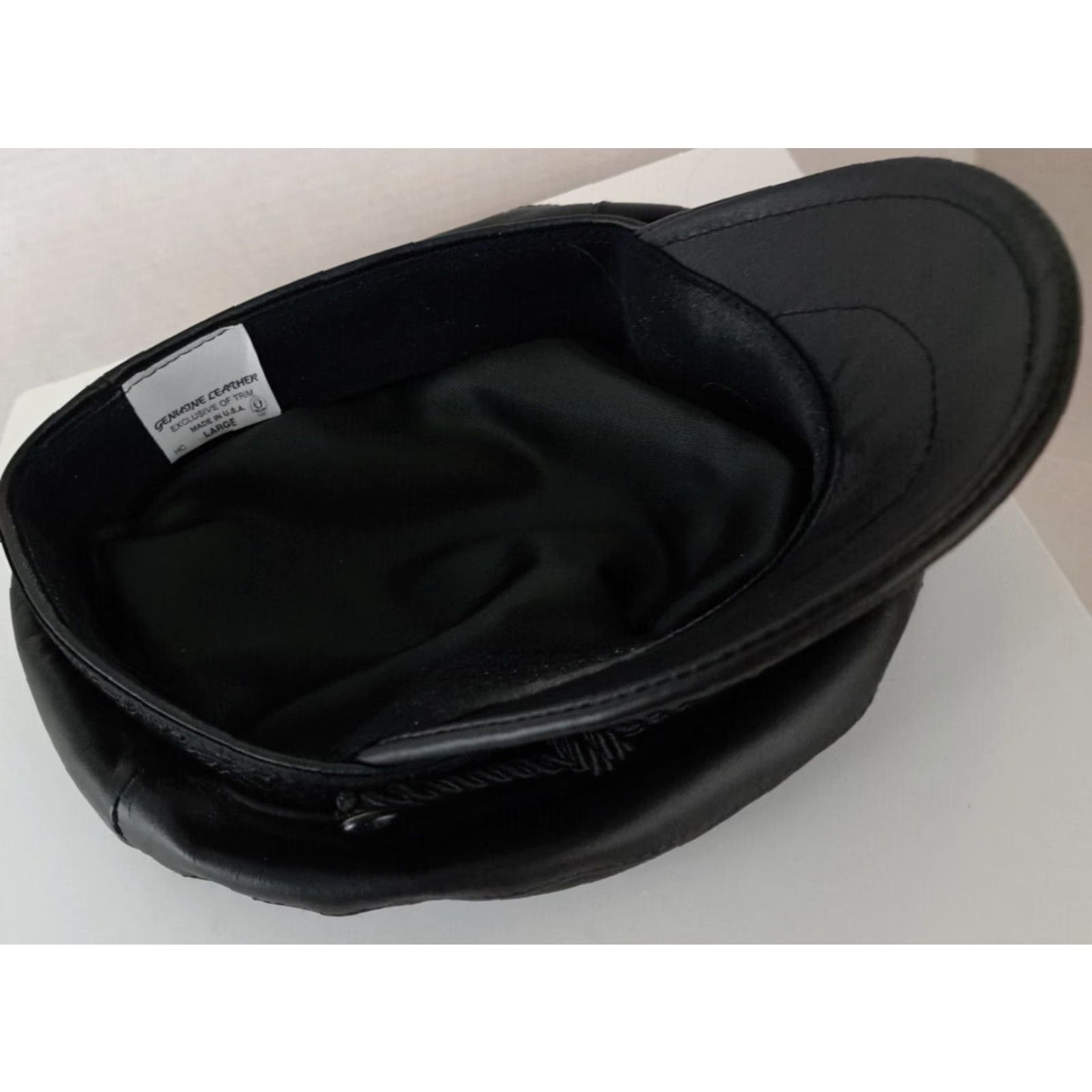 Vintage VINTAGE Genuone Leather Hat Ladies Leather with Trim Motorcycle USA Made Large Black Unisex Adults L Leather Motorcycle Historical 90s Mens Women Size ONE SIZE - 5 Thumbnail