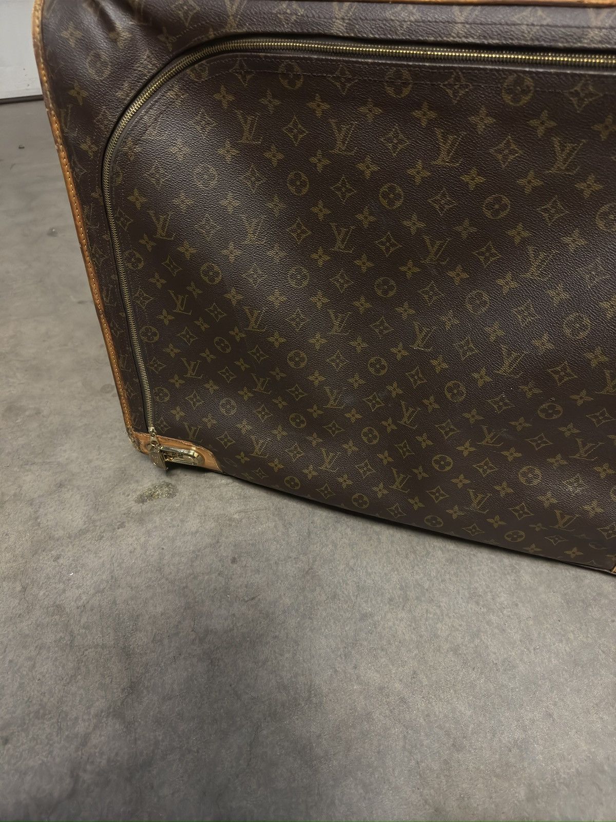 Louis Vuitton Louis Vuitton Paris Vintage 1980’s Suitcase Size ONE SIZE - 10 Thumbnail