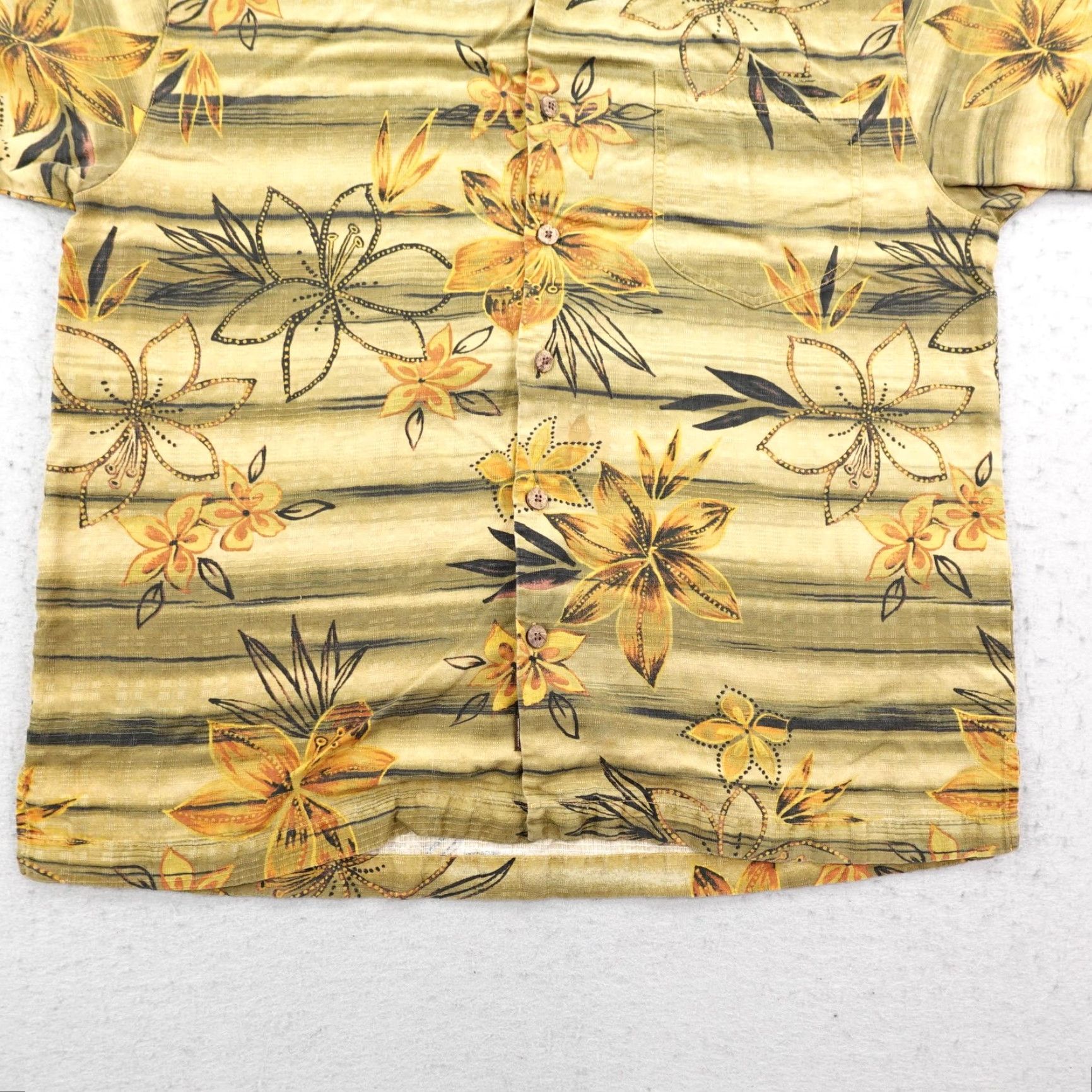 Tommy Bahama VINTAGE Tommy Bahama Shirt Mens M Yellow Tan Silk Floral Hawaiian Aloha Camp Lounge Short Sleeve Button-Up Size US M / EU 48-50 / 2 - 4 Thumbnail