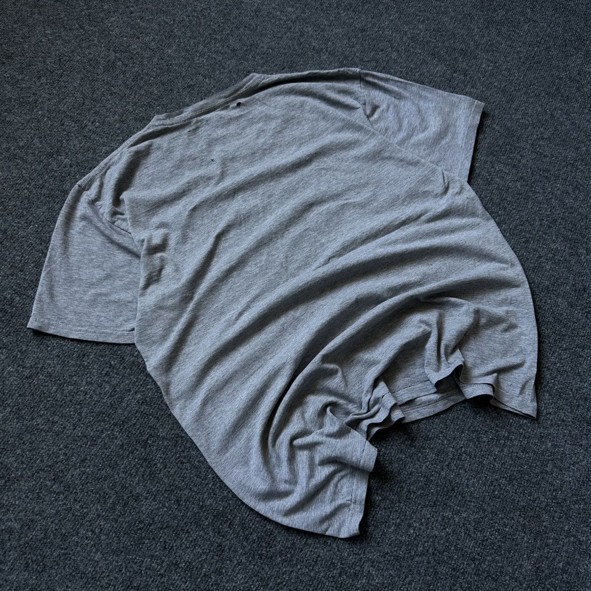 Stussy VTG Japanese Style Stussy Distressed T-shirts Big Logo L Size US L / EU 52-54 / 3 - 6 Thumbnail
