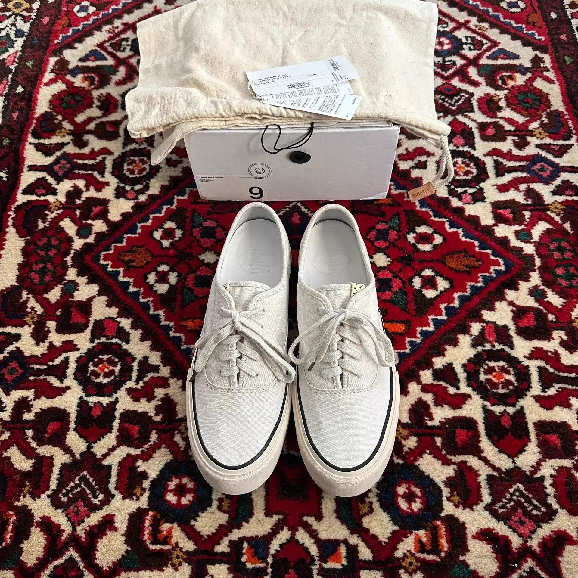 Visvim White Low-Top Lace-Up Casual Shoes Size 9. Size US 9 / EU 42 - 1 Thumbnail