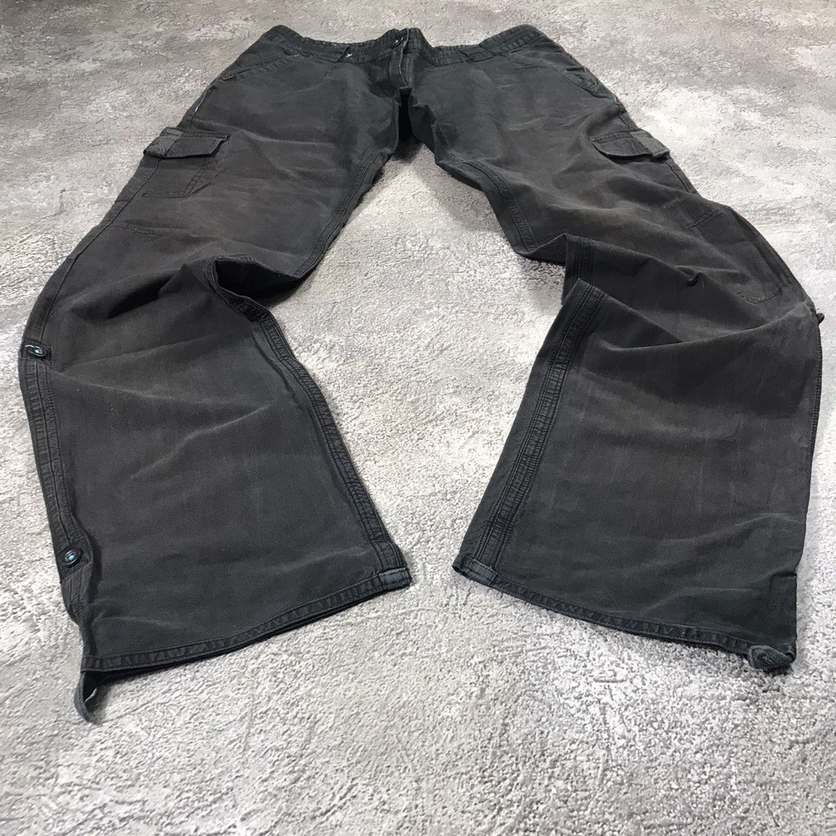 Vintage Vintage Y2K Faded Black Baggy Cargo Pants Tactical Streetwea Size 30" / US 8 / IT 44 - 1 Thumbnail