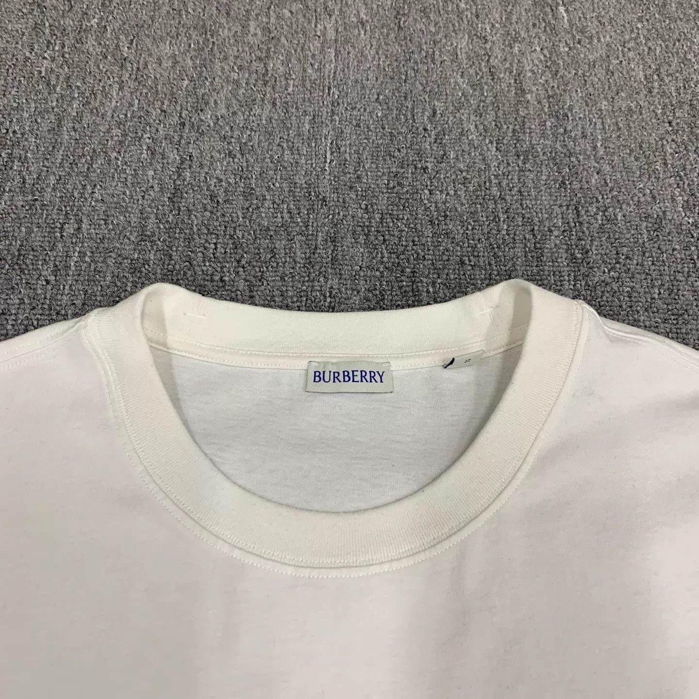 Burberry Burberry White Horseferry Embroidered SS XL 95 New Size US XL / EU 56 / 4 - 9 Thumbnail