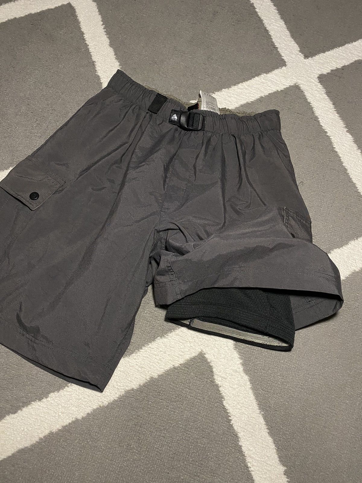 Nike Vintage Nike ACG Cargo Shorts with cycling pants Size US 32 / EU 48 - 9 Thumbnail