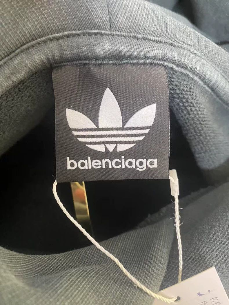 Balenciaga Balenciaga Adidas co-branded sweater Size US M / EU 48-50 / 2 - 3 Thumbnail
