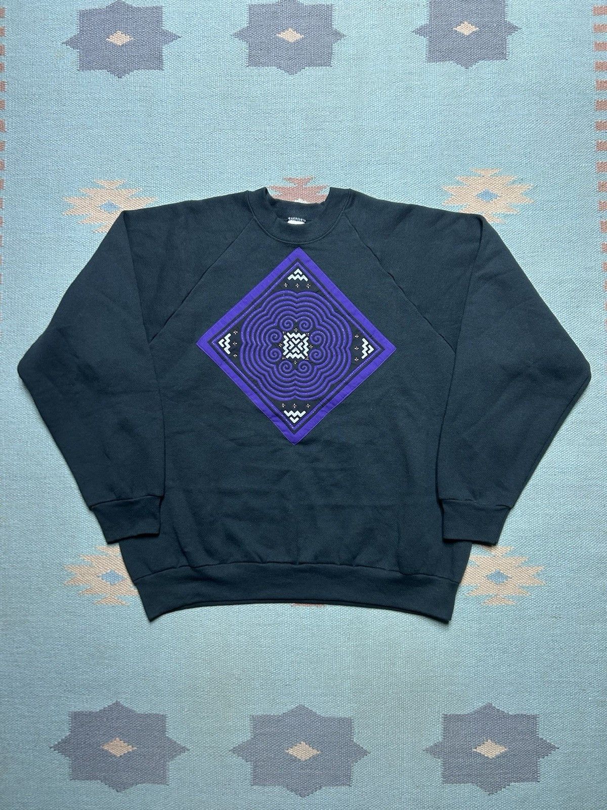 Vintage Vtg 90s sweatshirt cut & sew maze geometric fruit loom L Size US L / EU 52-54 / 3 - 1 Thumbnail