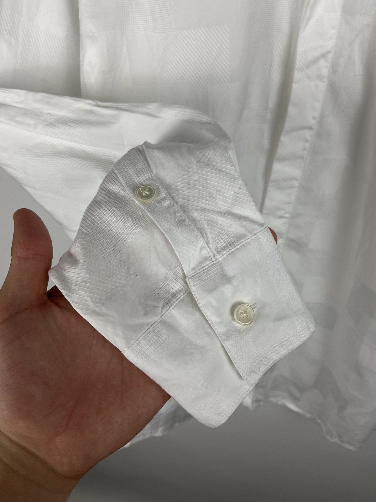 Versace Vintage Gianni Versace Luxury Geometric White Shirt Sz 48 Size US M / EU 48-50 / 2 - 12 Thumbnail