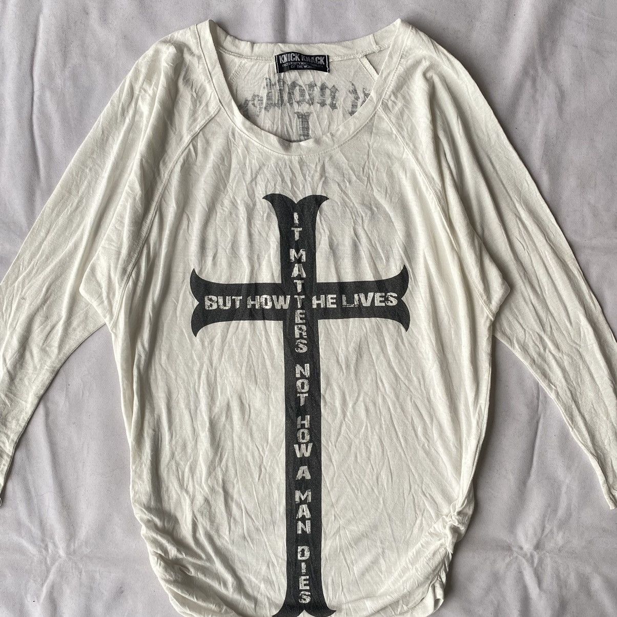 If Six Was Nine × Japanese Brand × Le Grande Bleu (L.G.B.) Y2K Edgy Gothic Grunge Cross “It Matters” Ruched Hem Tees Size L / US 10 / IT 46 - 5 Thumbnail