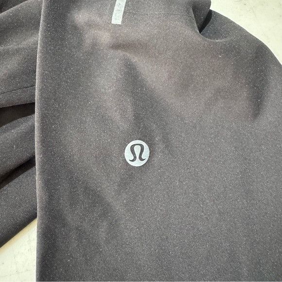 Lululemon Like New Lululemon Men’s License to Train Tight Leggings 21" Size US 32 / EU 48 - 8 Thumbnail