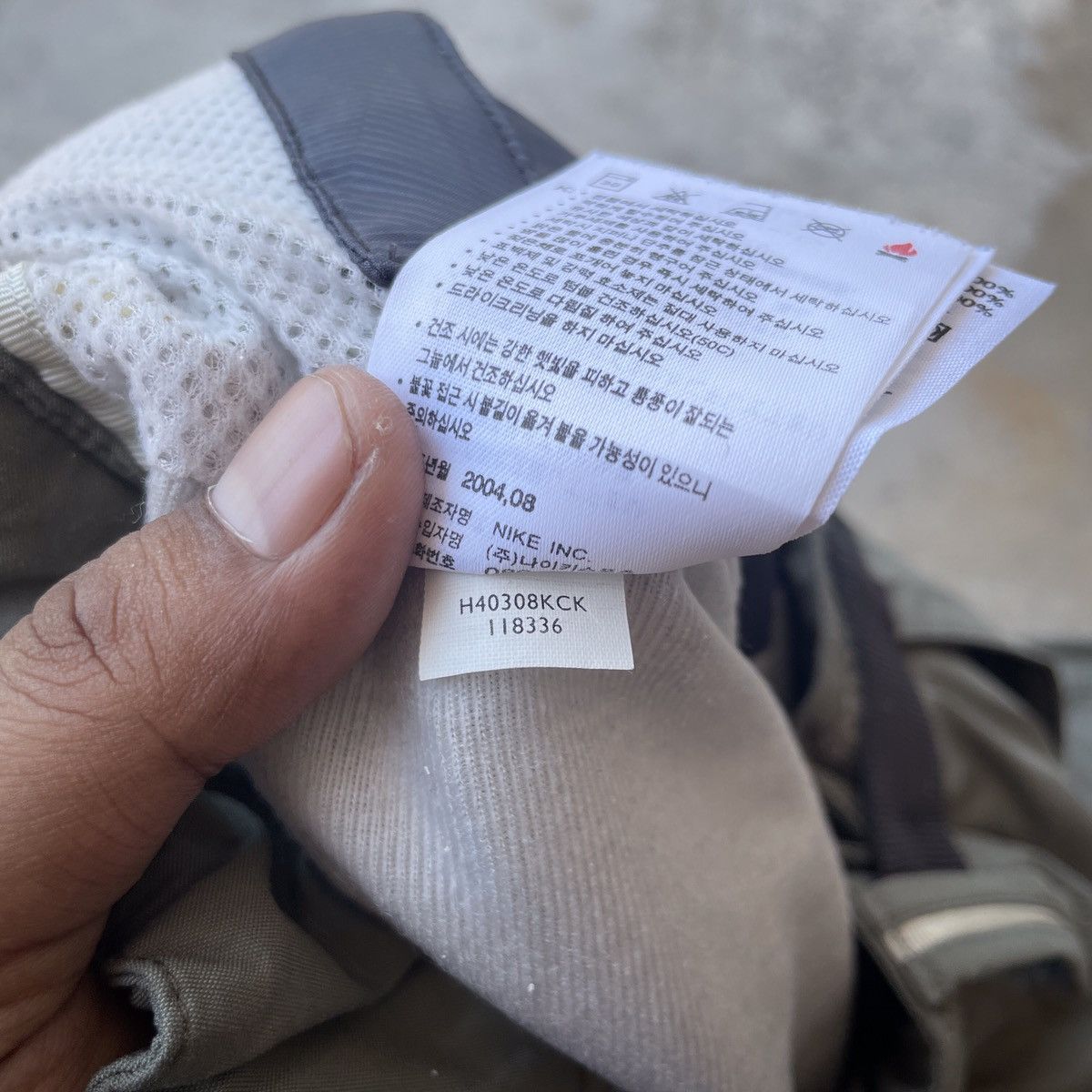 Nike ACG Vintage Nike Acg Track Pants Size US 32 / EU 48 - 6 Thumbnail