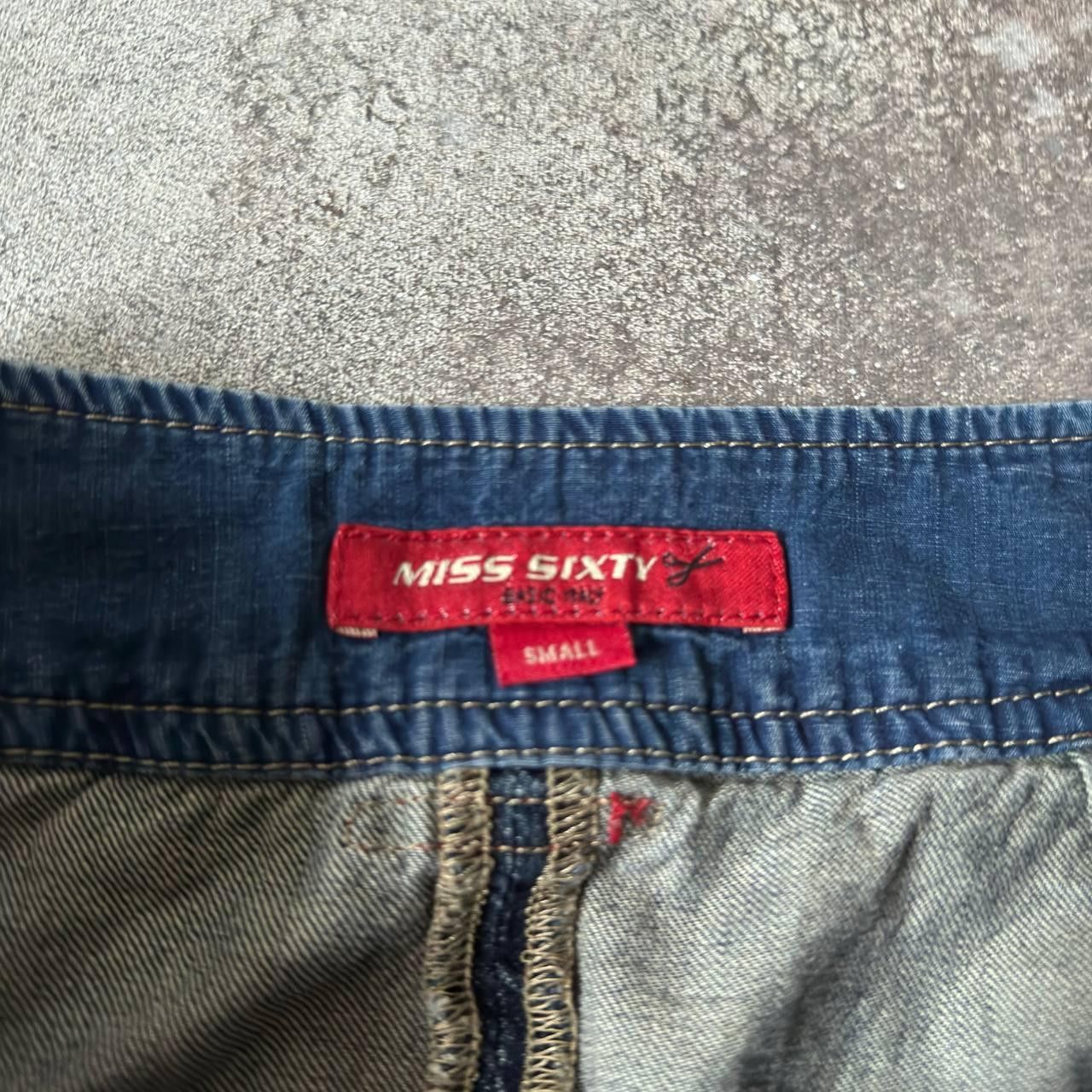 Japanese Brand × Miss Sixty × Vintage Y2K Miss Sixty Vintage Asymmetric Washed Denim Mini Skirt Size 28" / US 6 / IT 42 - 8 Thumbnail