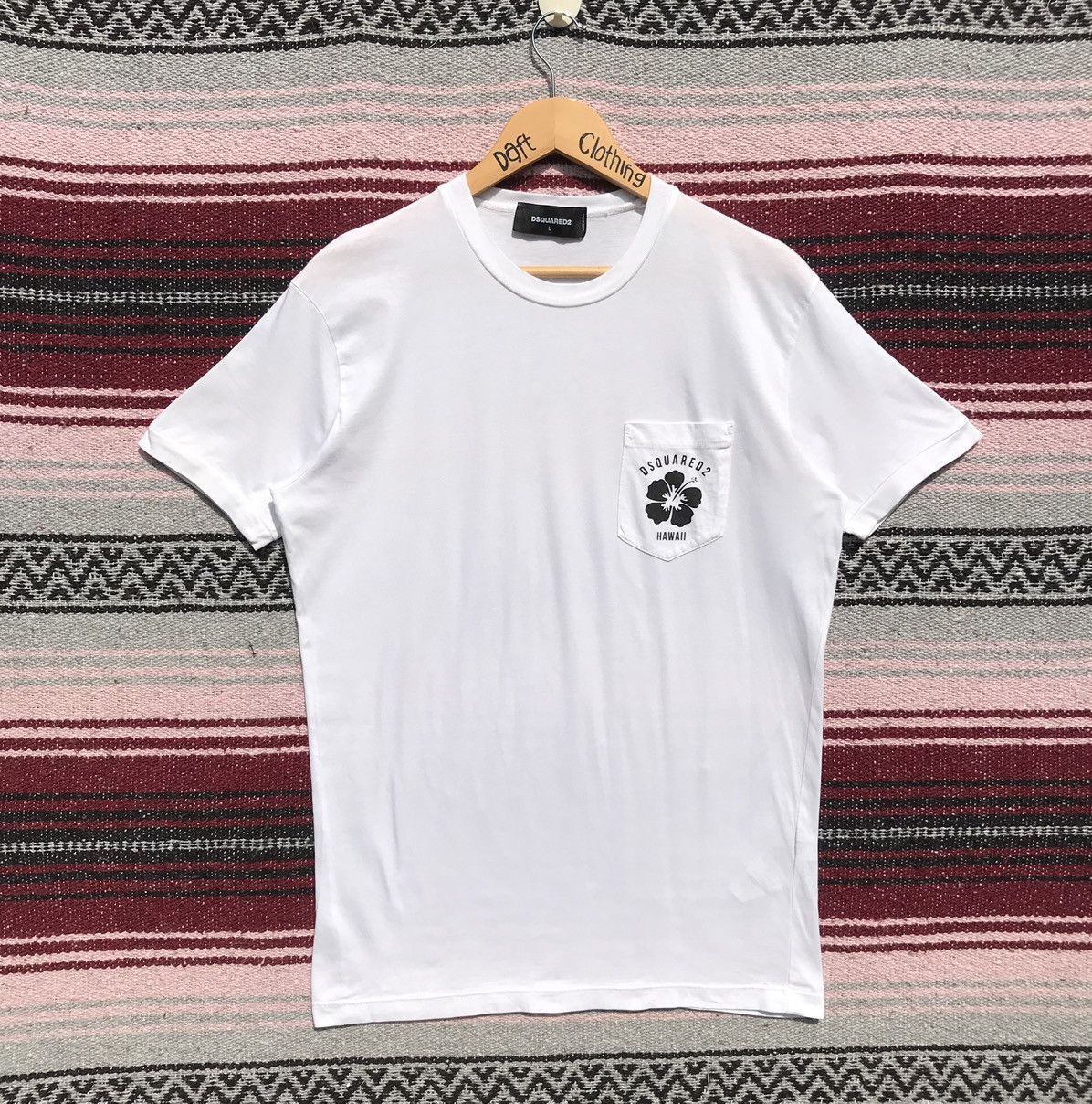 Dsquared2 Dsquared2 Hawaii Pocket Tee Vintage Dsquared2 Italy Size US M / EU 48-50 / 2 - 1 Thumbnail