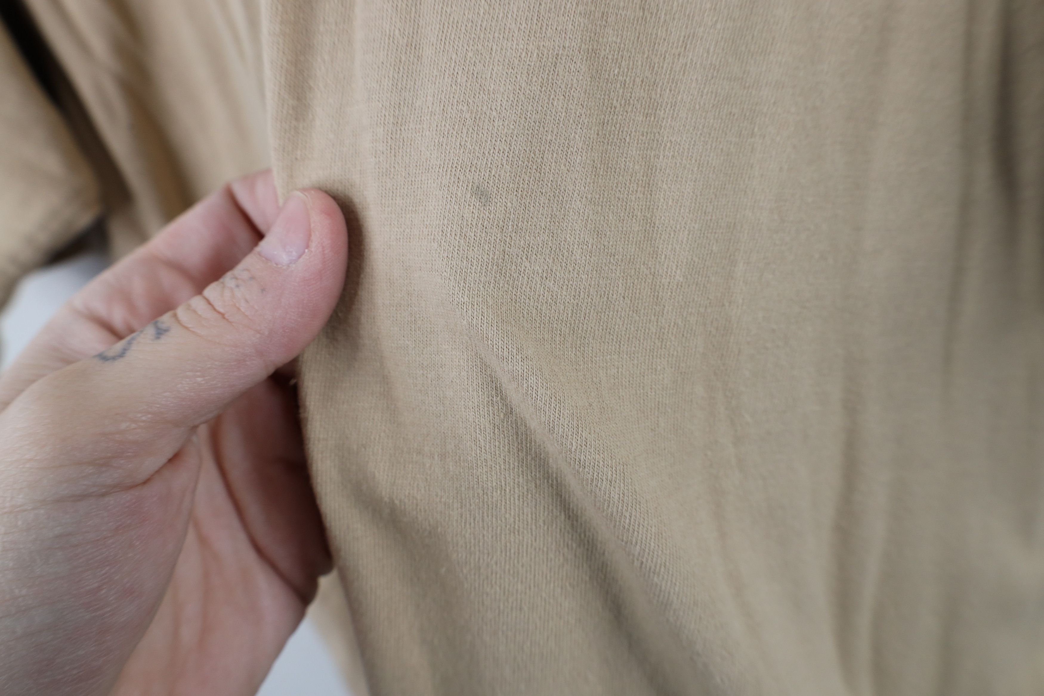 Vintage Vintage 90s Streetwear Blank Baggy Fit Henley T-Shirt Beige Size US L / EU 52-54 / 3 - 4 Thumbnail